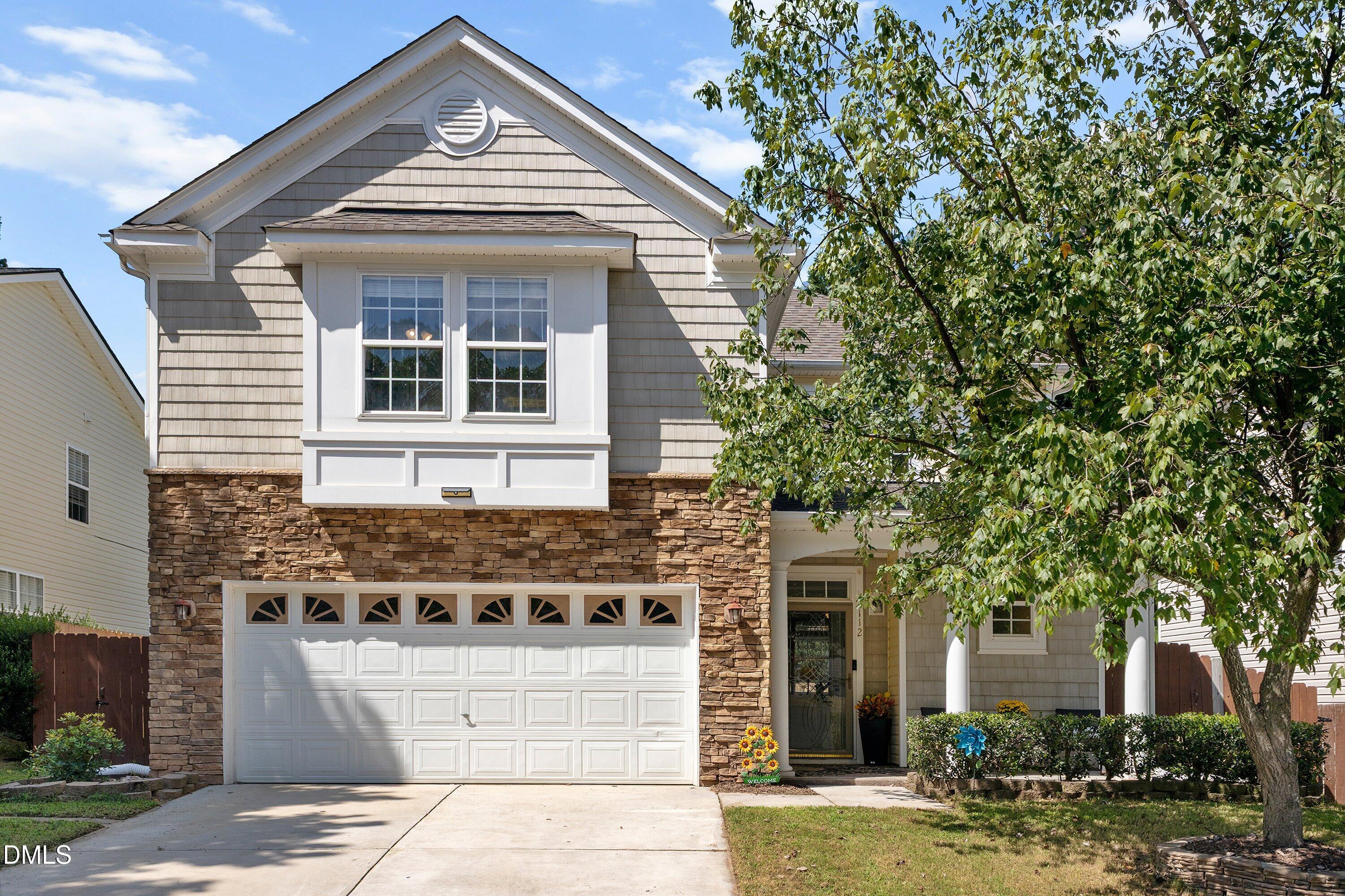 112 Smart Court Property Photo 2