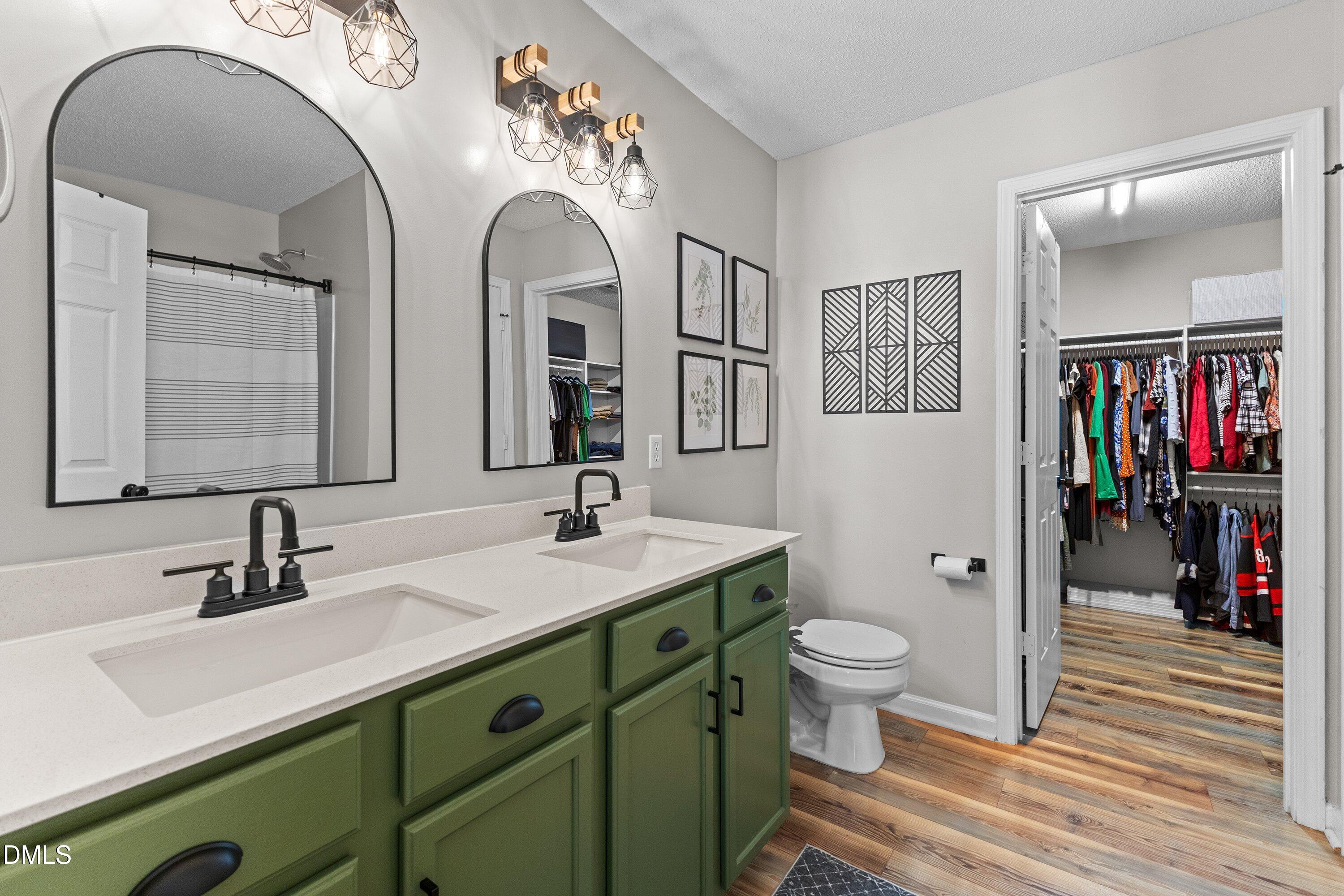 112 Smart Court Property Photo 30