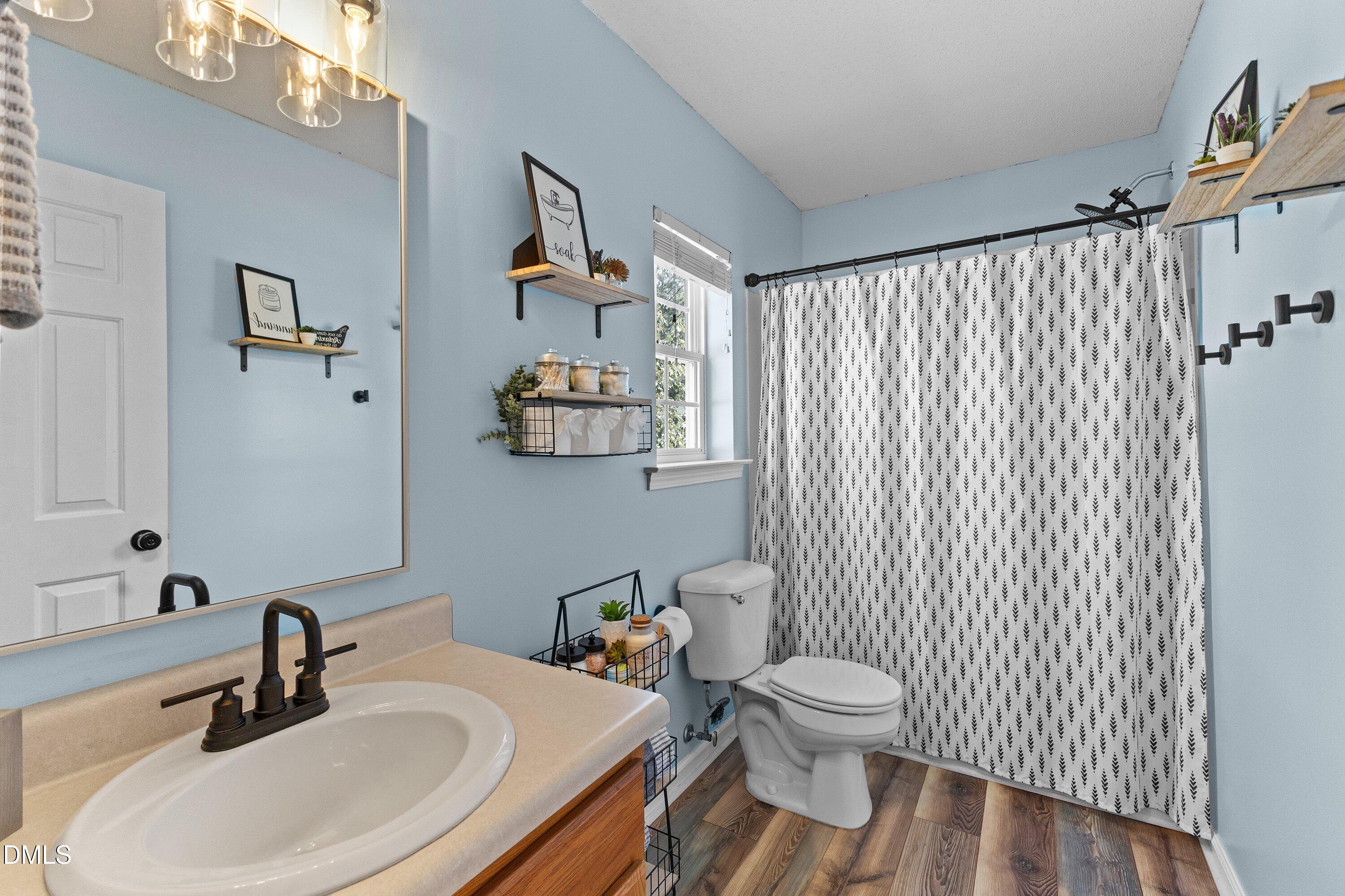 112 Smart Court Property Photo 38