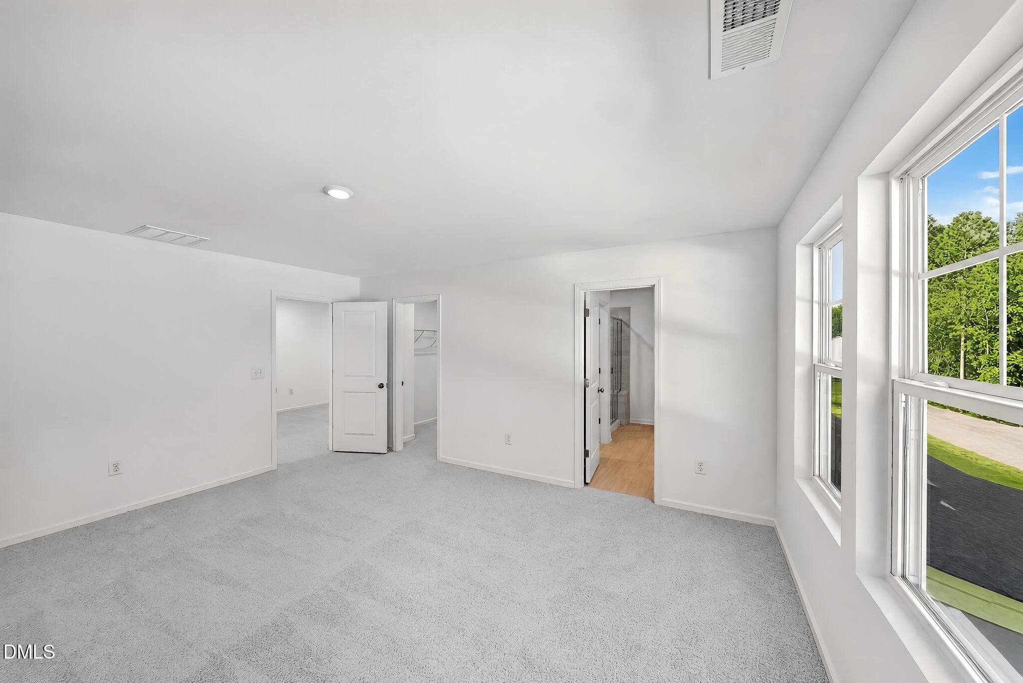211 Tree Moss Court Property Photo 12