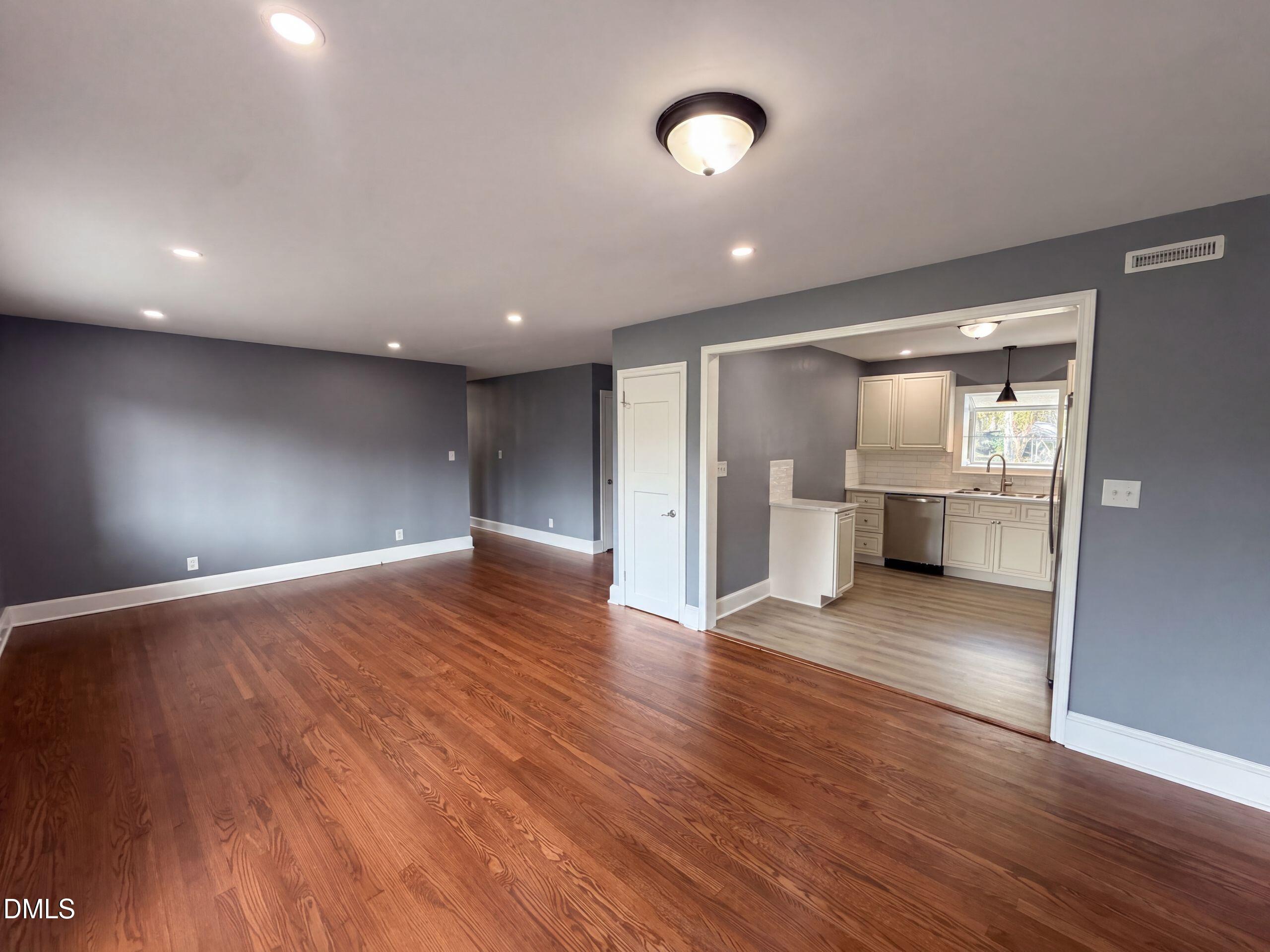 410 Pekoe Avenue Property Photo 6