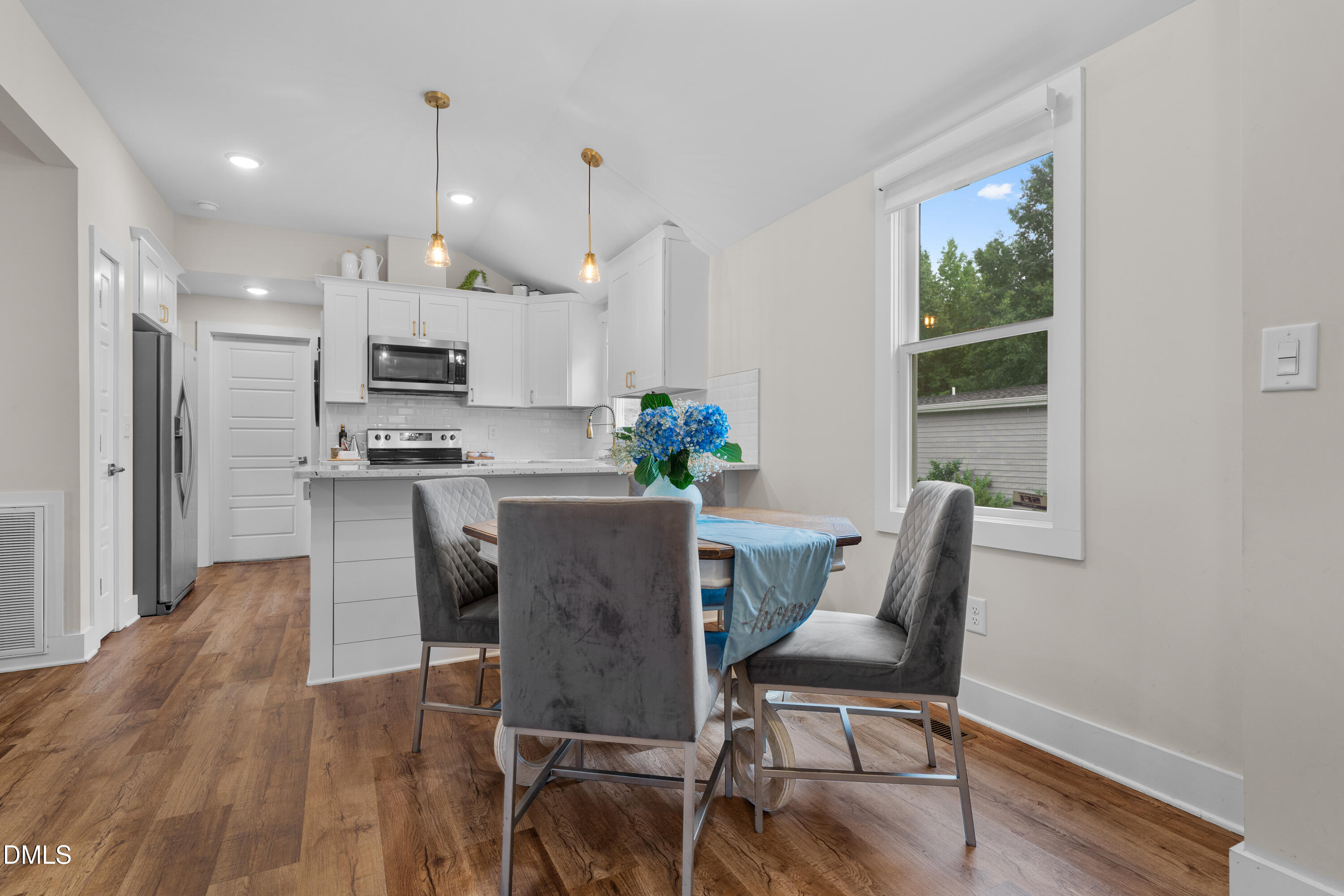 2015 Schieffelin Road 1 Property Photo 6