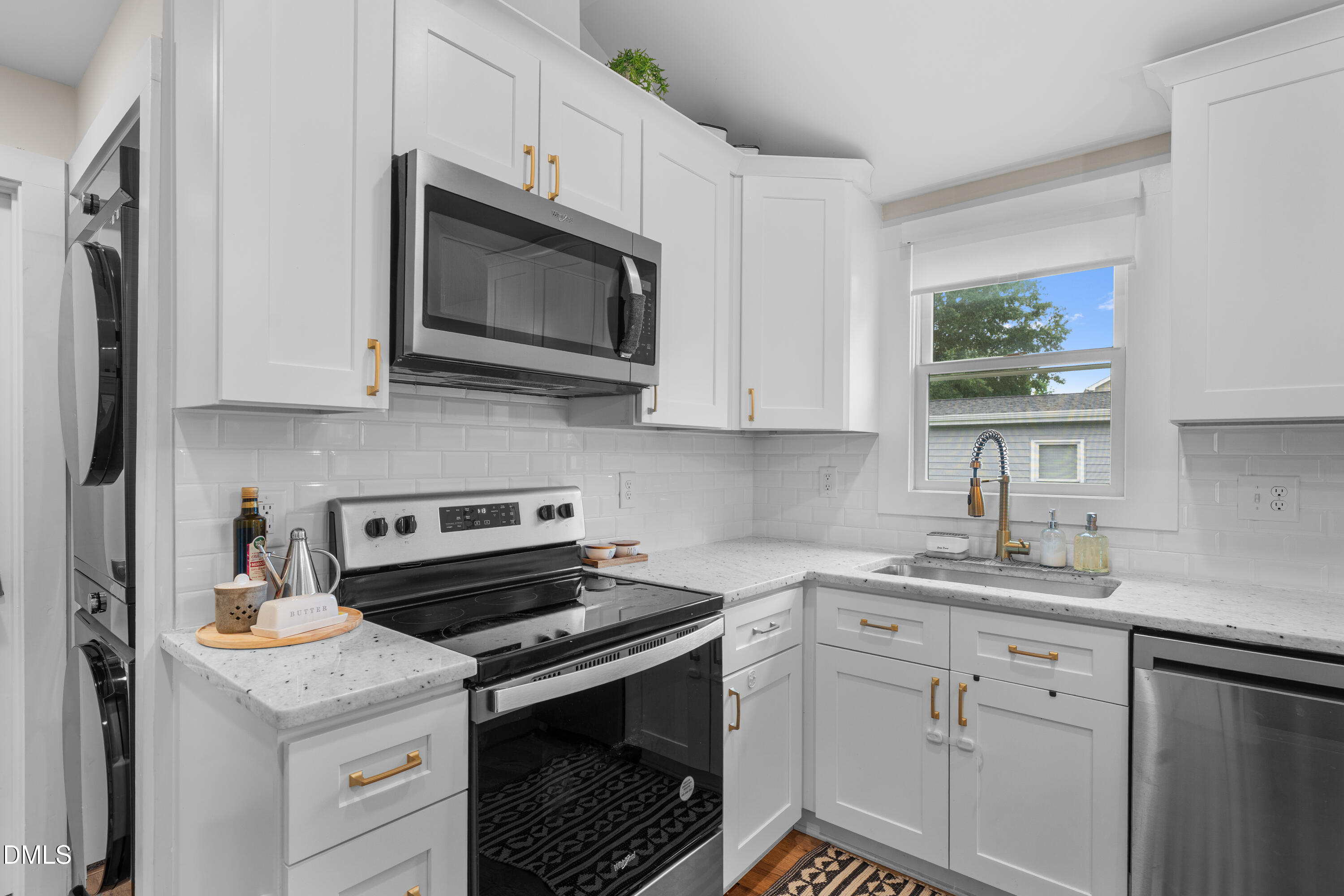 2015 Schieffelin Road 1 Property Photo 19