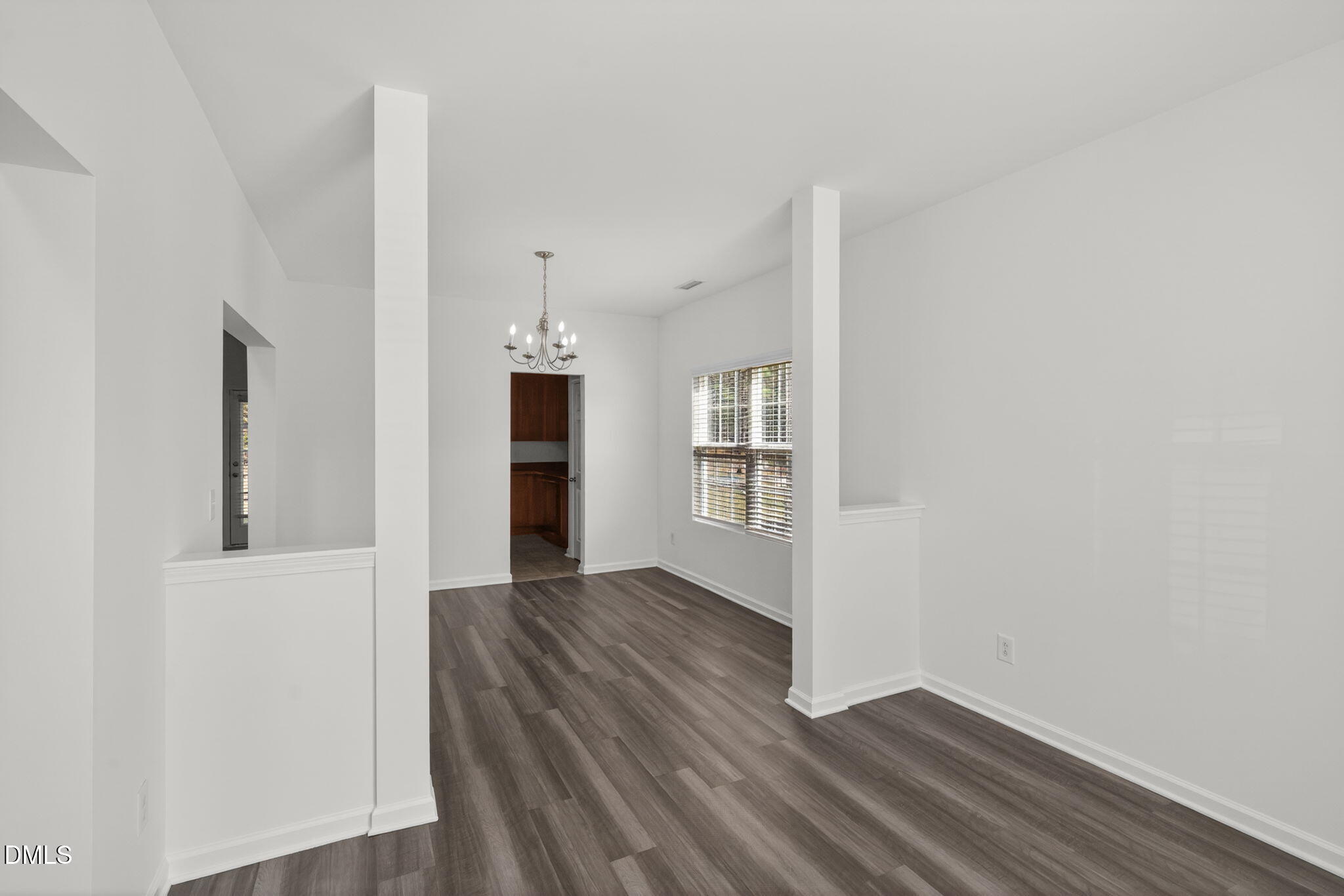 705 Weeping Willow Drive Property Photo 6