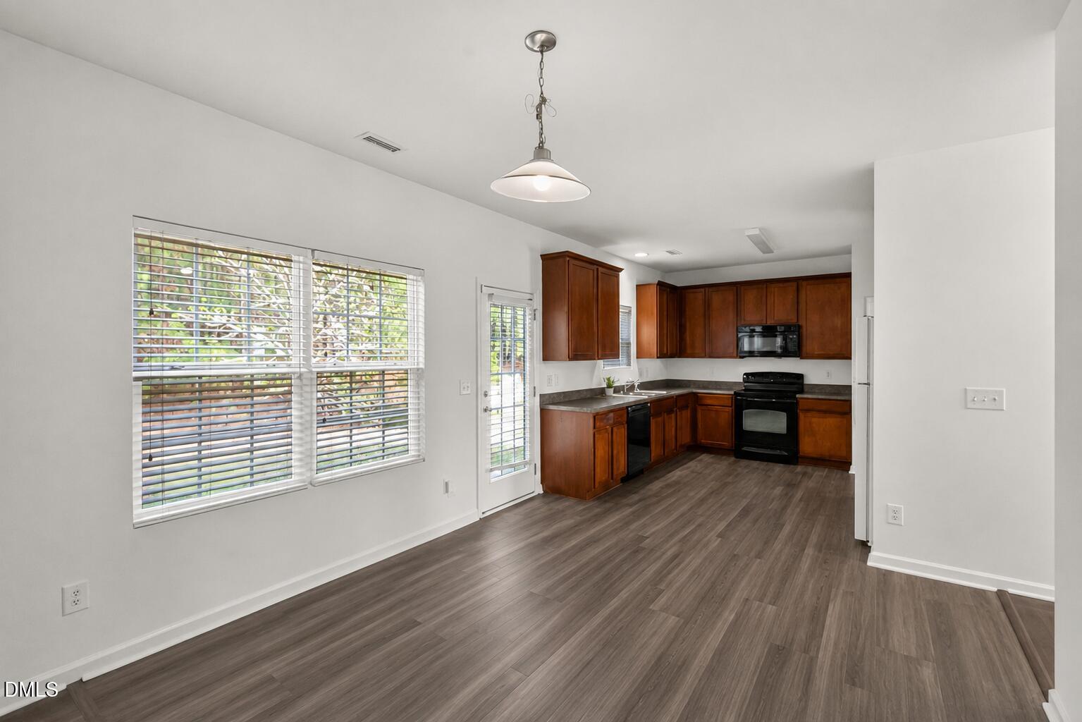 705 Weeping Willow Drive Property Photo 14