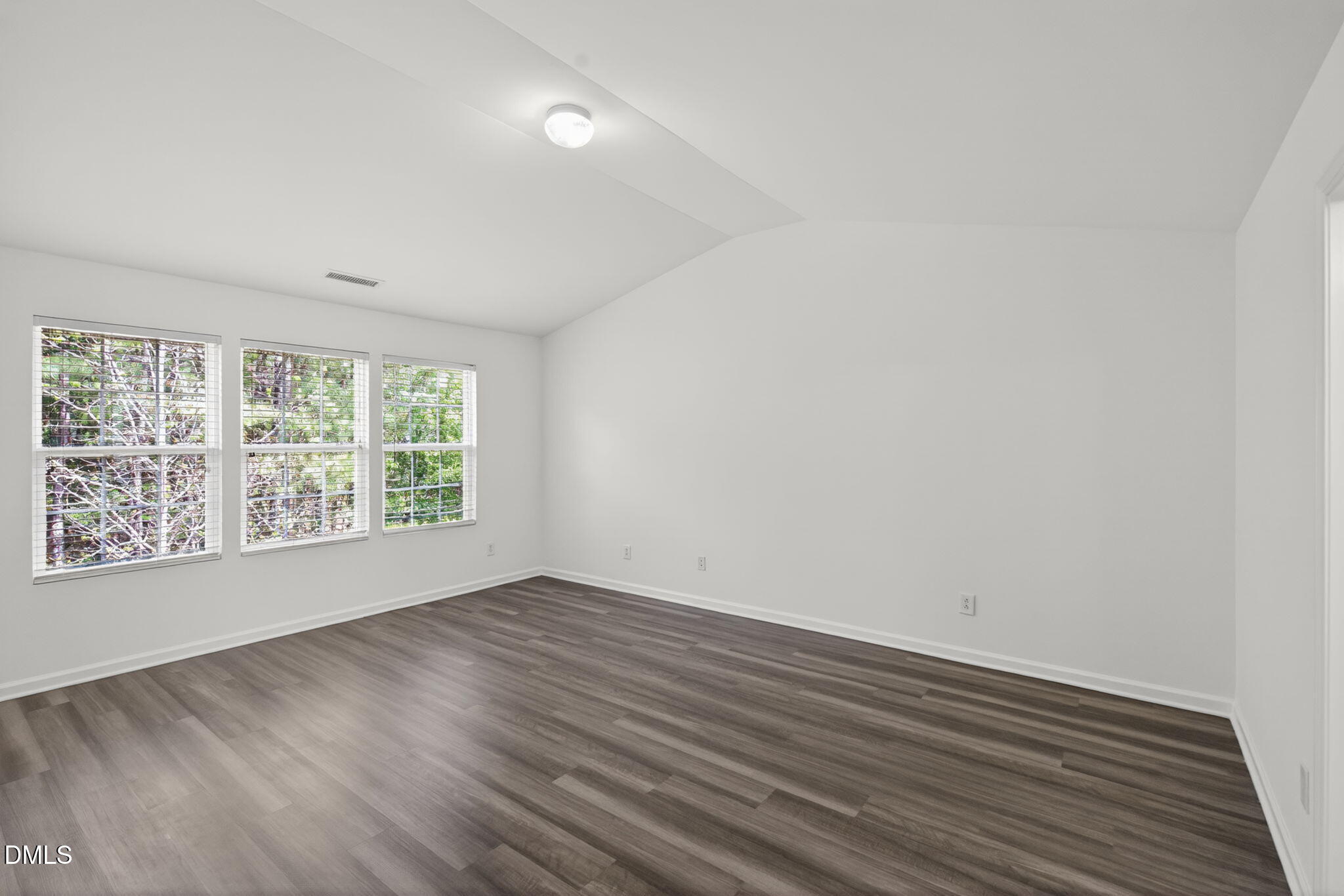 705 Weeping Willow Drive Property Photo 18