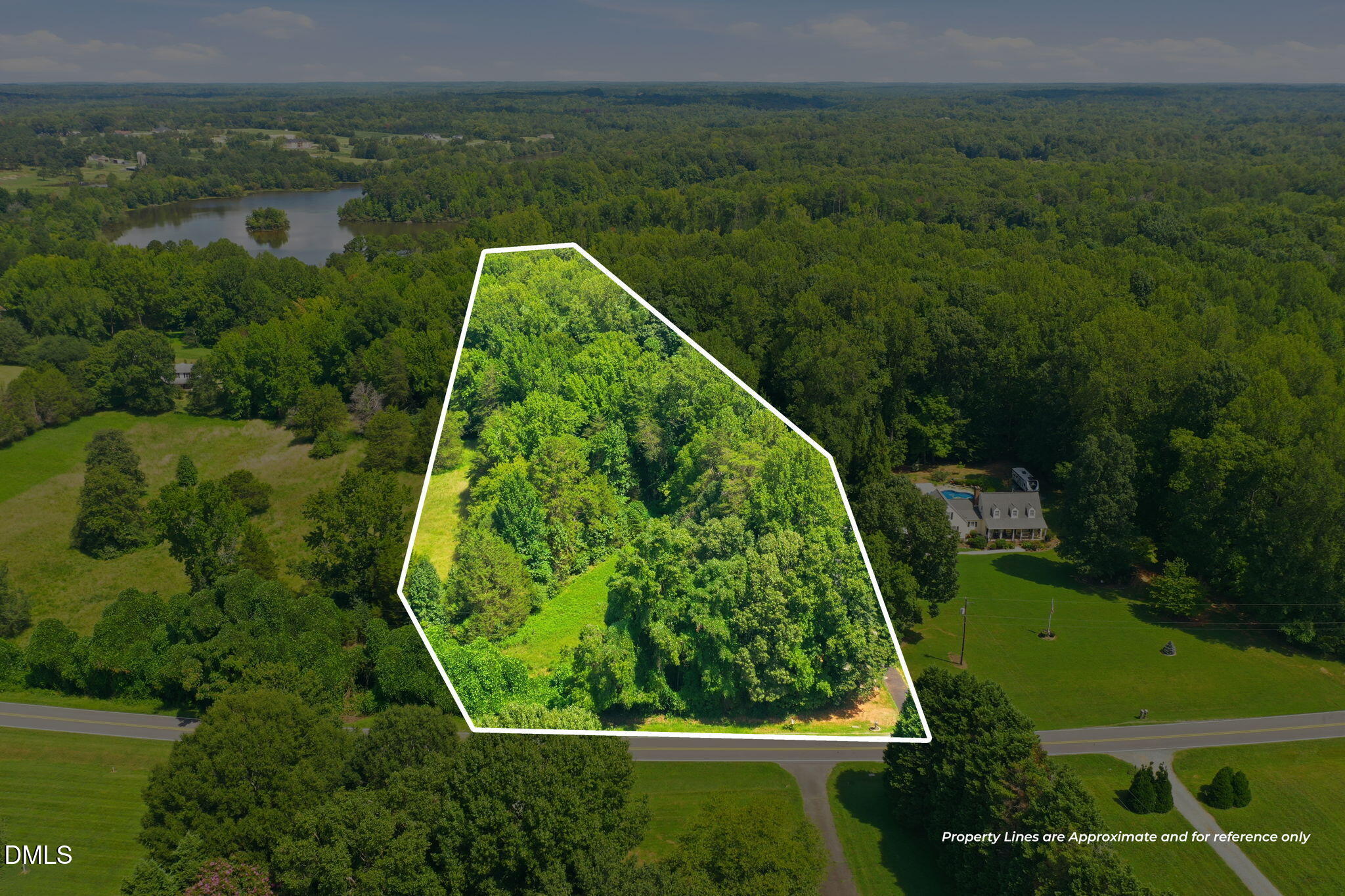 4042 White Level Road Property Photo 1