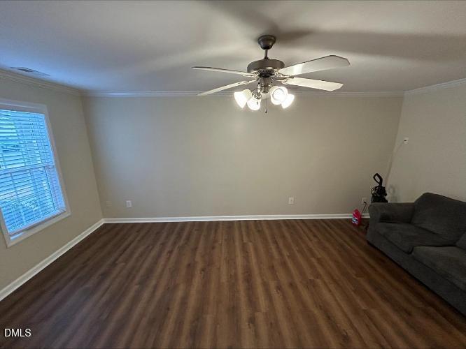 914 Savin Landing Property Photo 4
