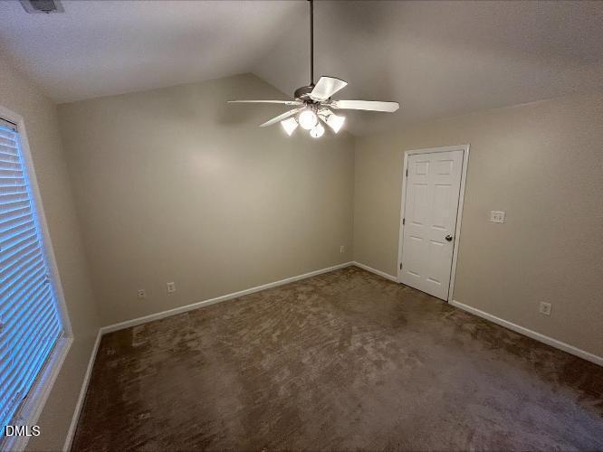 914 Savin Landing Property Photo 9