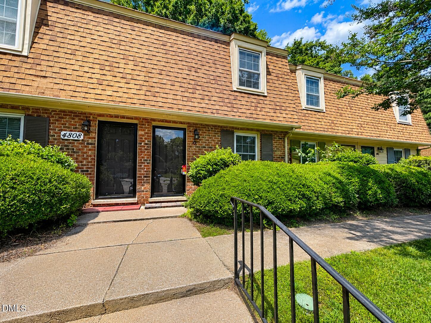 4808 Blue Bird Court D Property Photo 1