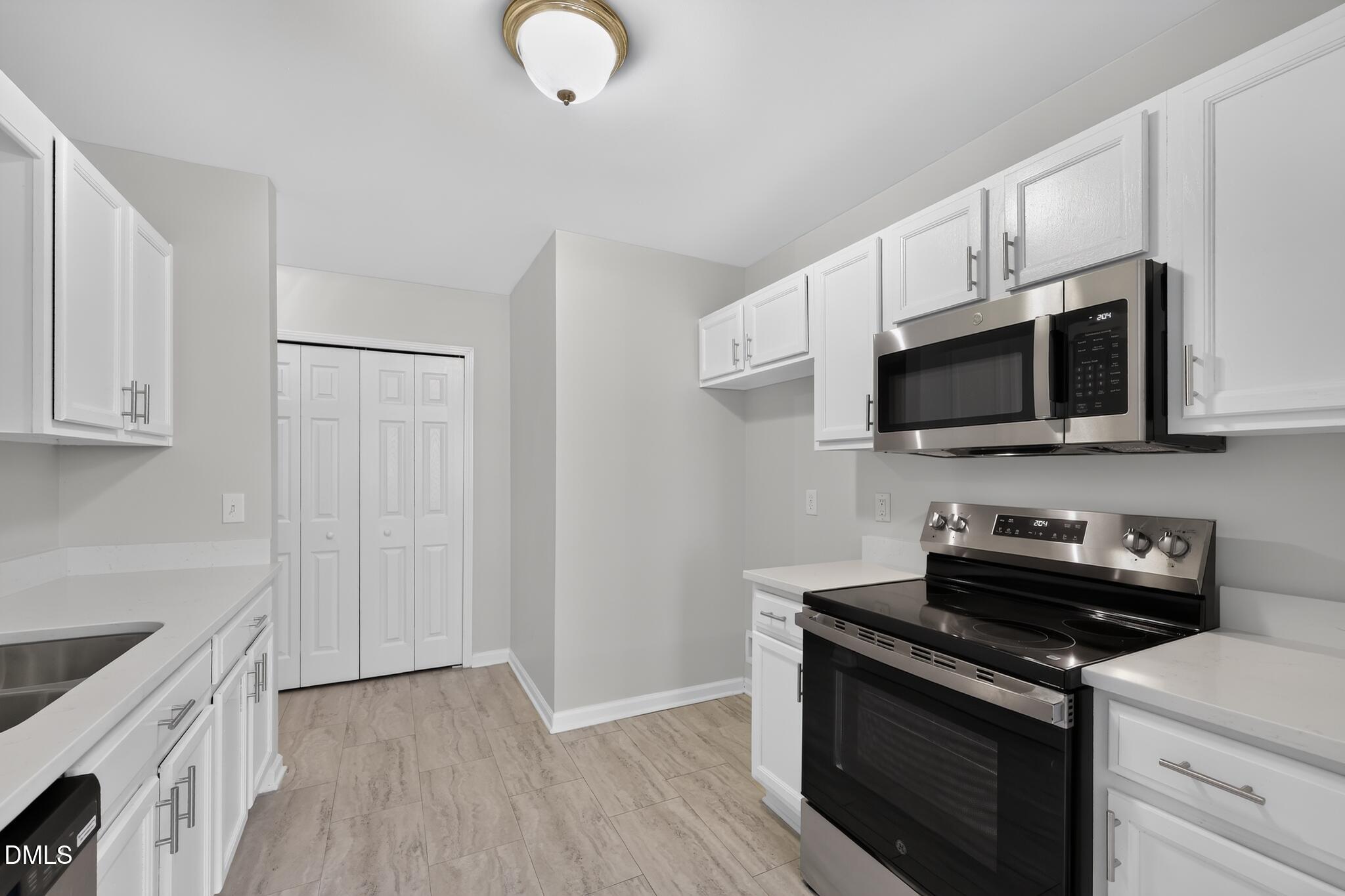 3633 Blue Blossom Drive Property Photo 8