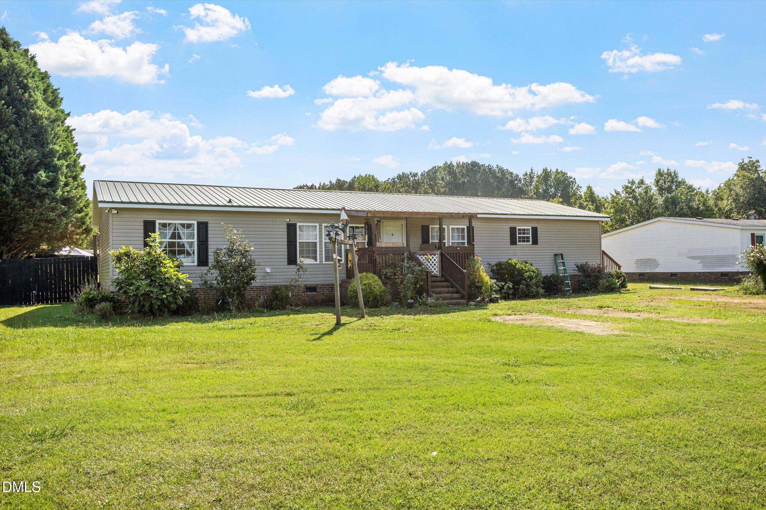 3177 Taylor's Store Road Property Photo 1