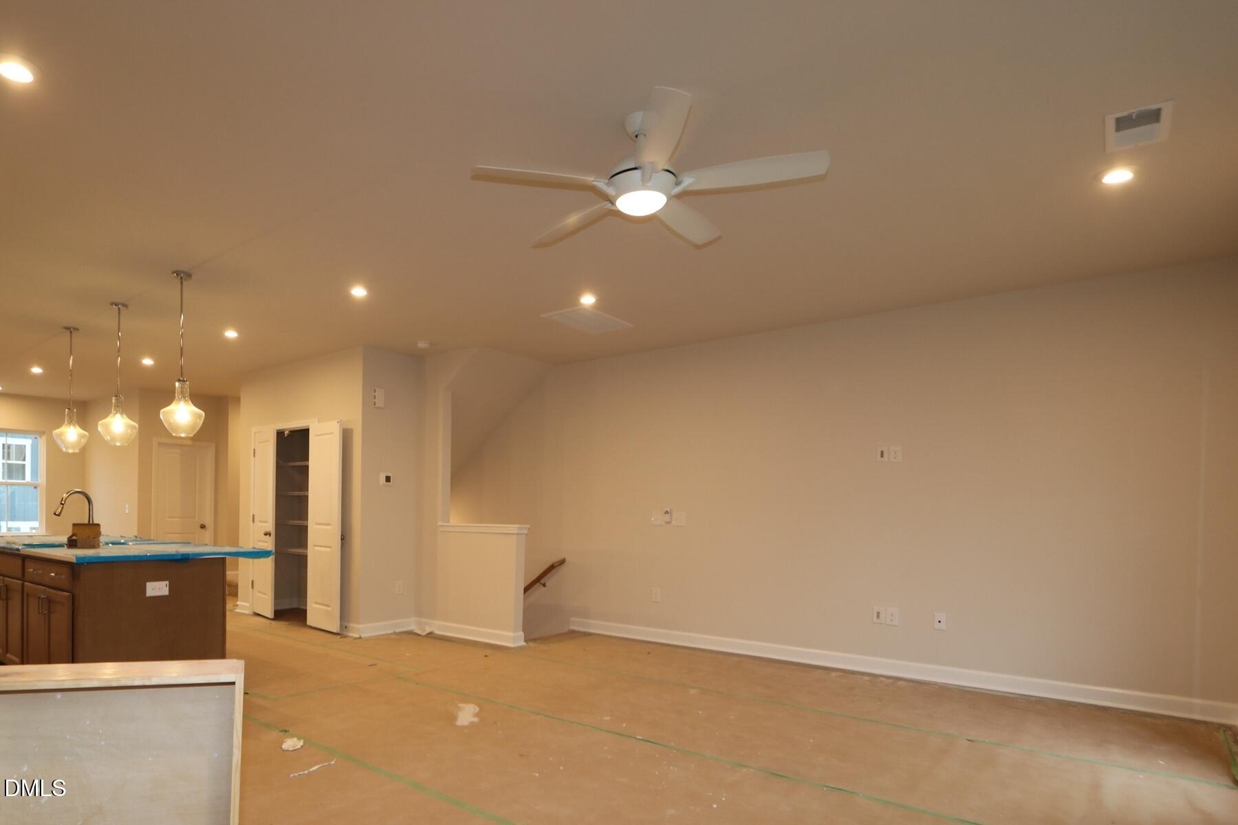 709 Callan View Avenue Property Photo 8