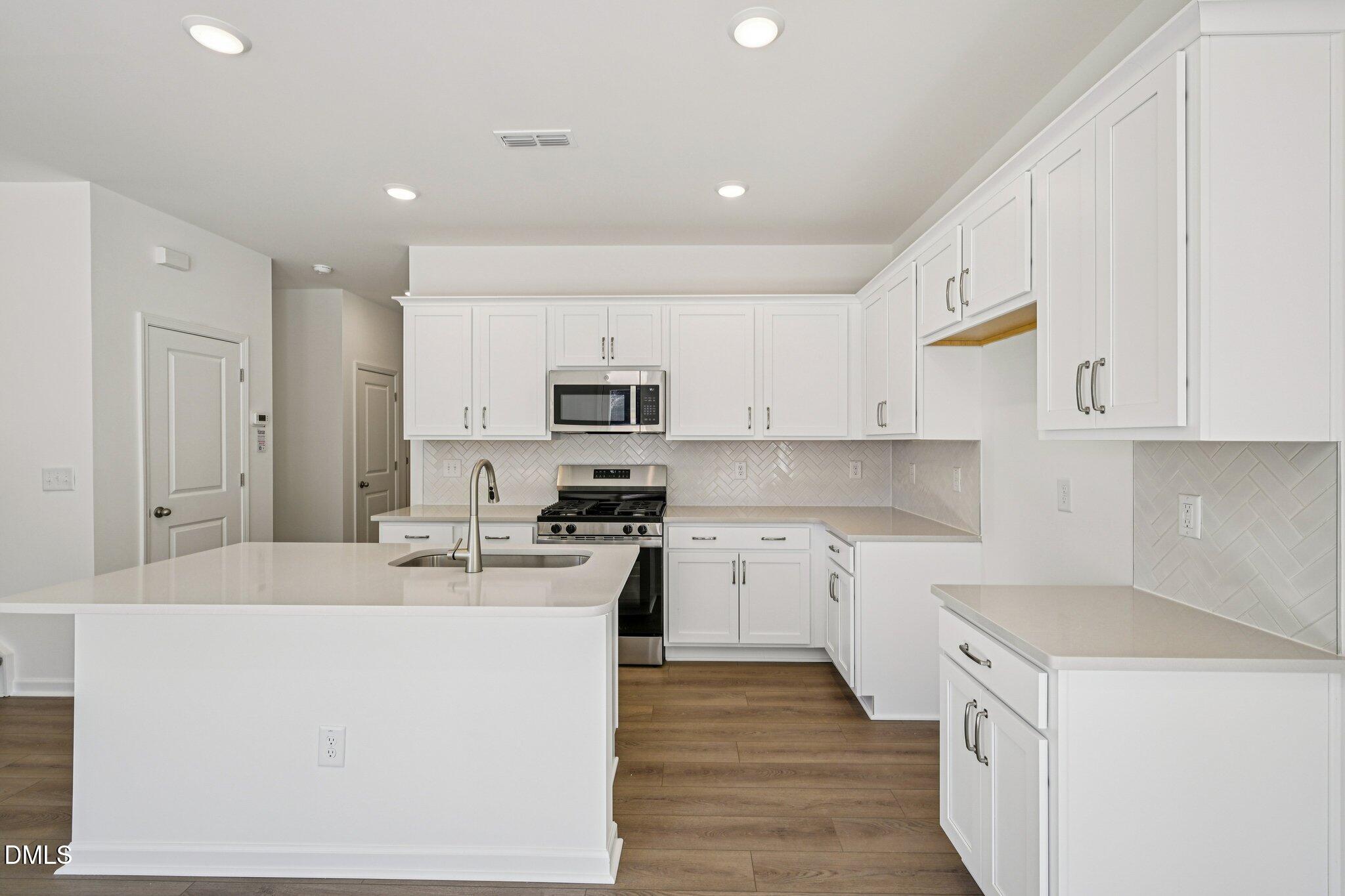 602 Rosy Court Property Photo 10