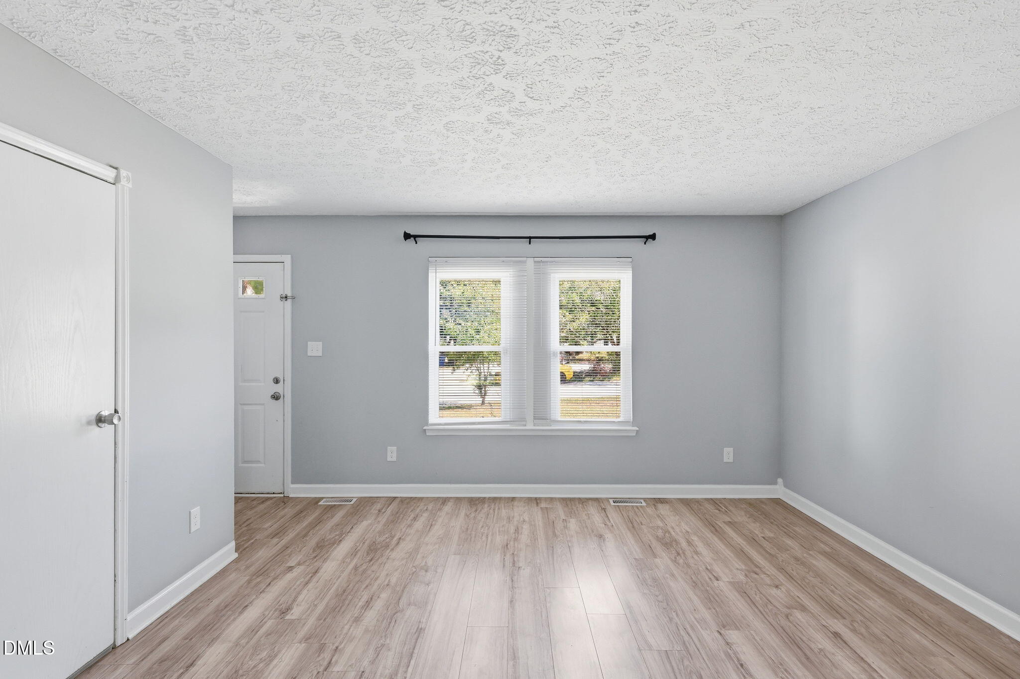 8213 Wynewood Court Property Photo 3