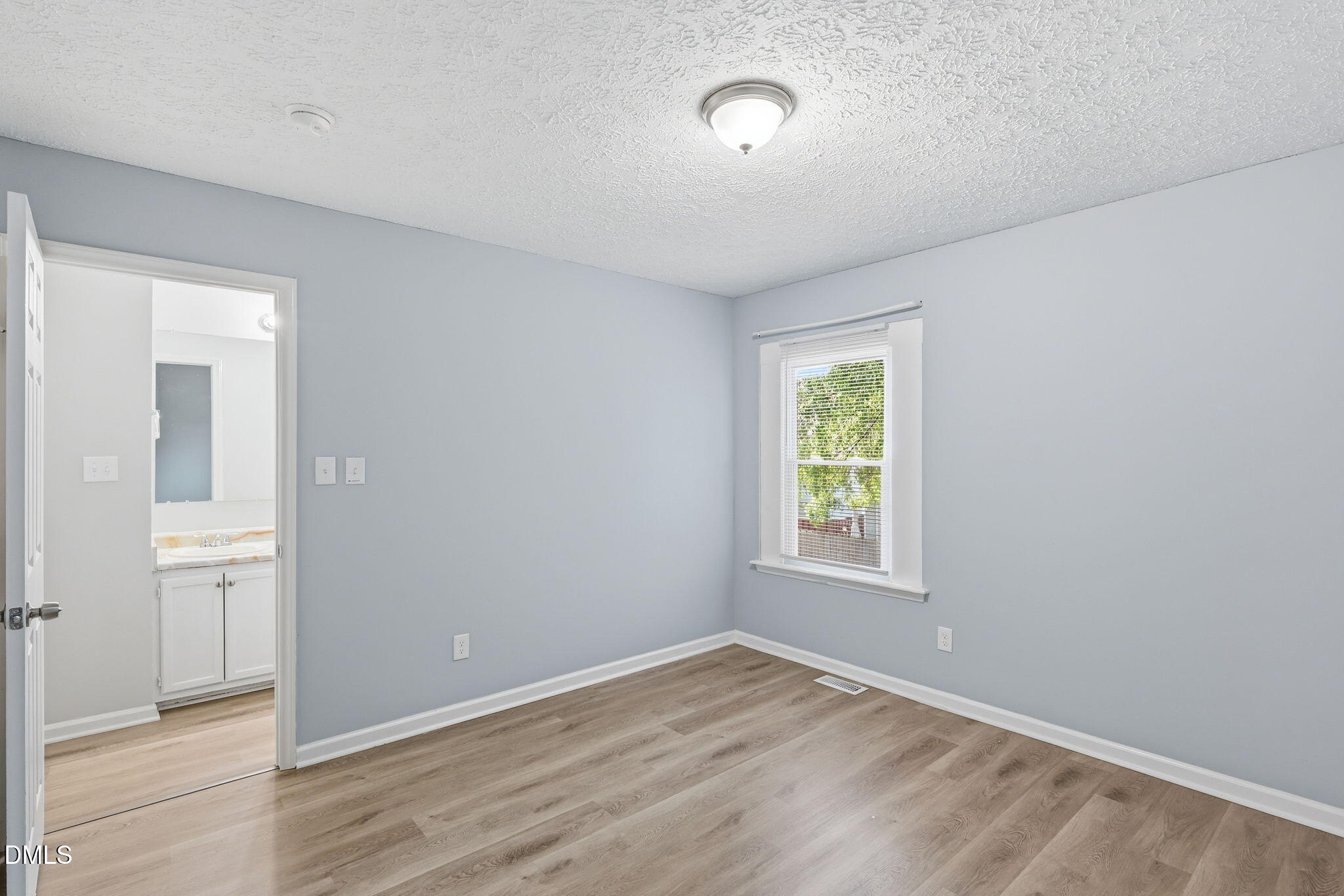8213 Wynewood Court Property Photo 11
