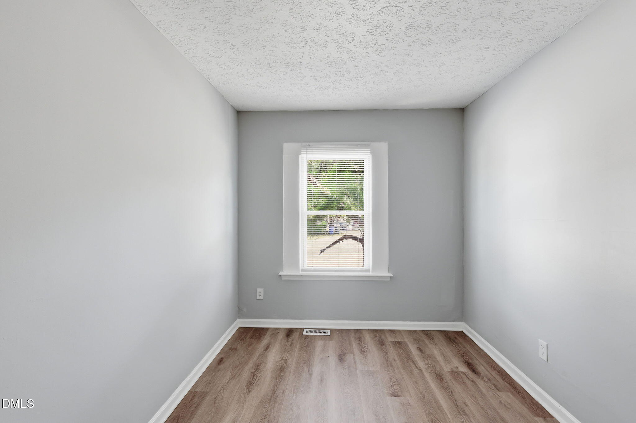 8213 Wynewood Court Property Photo 13