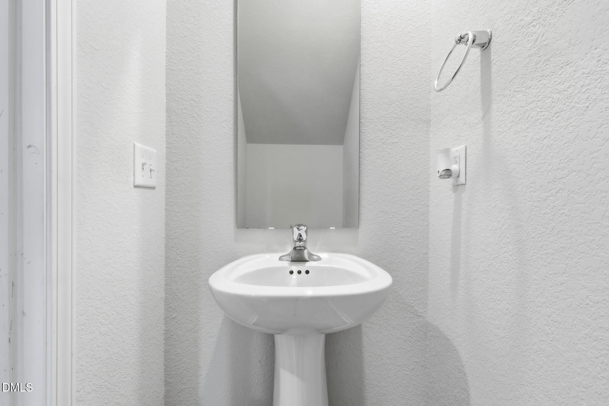 349 Taverners Lane Property Photo 26