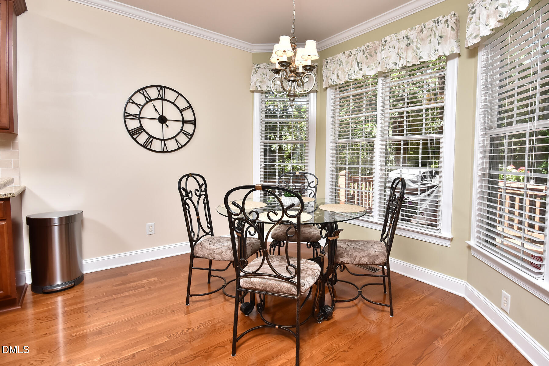 6 Northern Way Court Property Photo 8