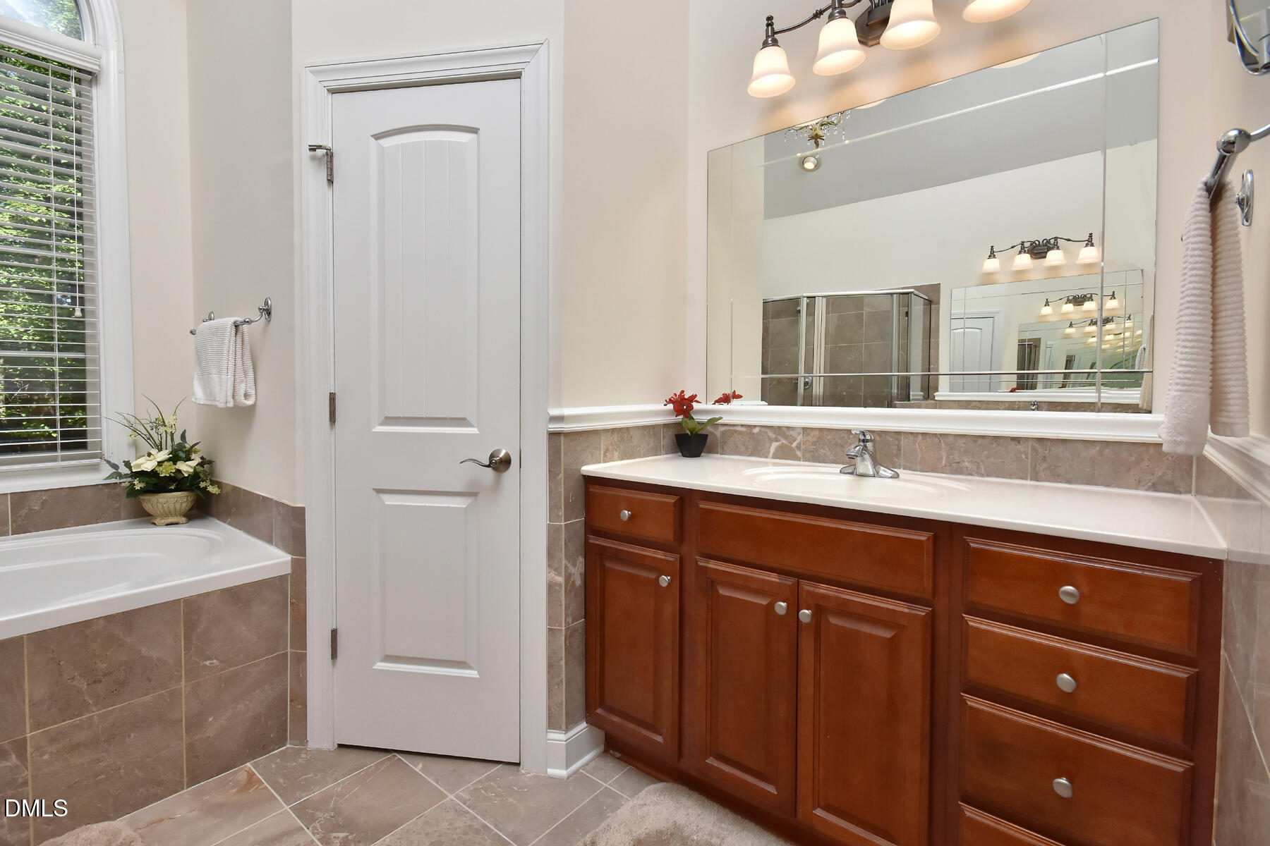 6 Northern Way Court Property Photo 21