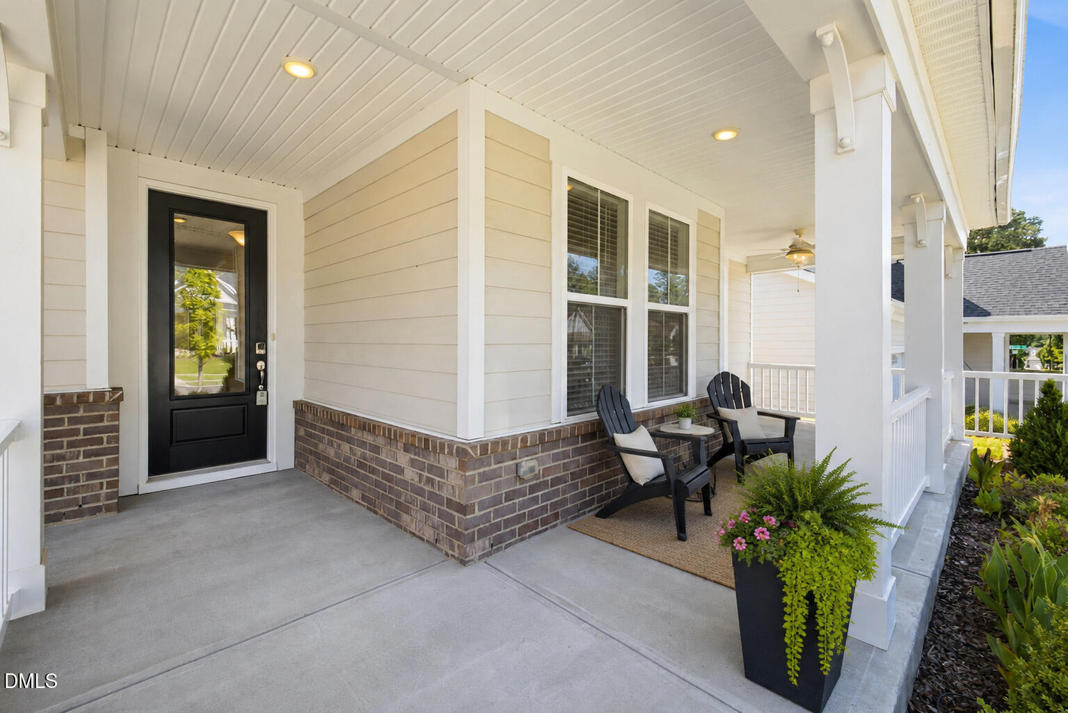 1207 Grangerford Court Property Photo 2