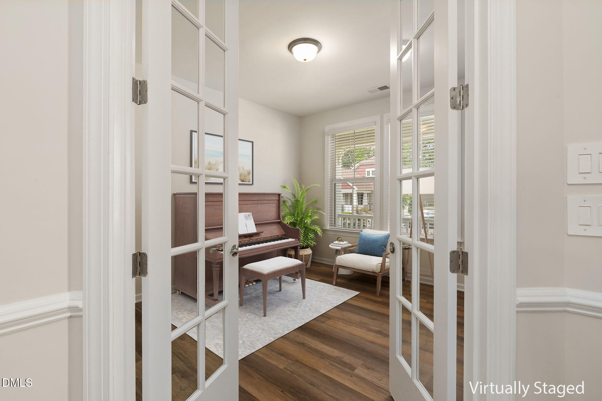 1207 Grangerford Court Property Photo 11
