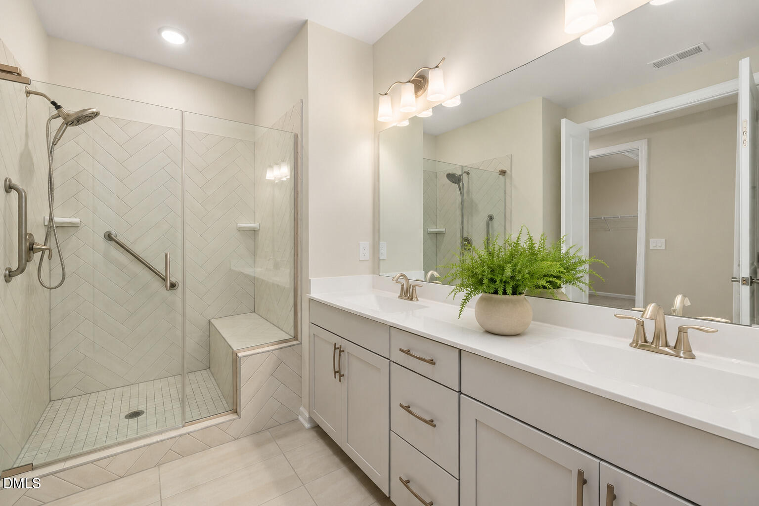 1207 Grangerford Court Property Photo 15