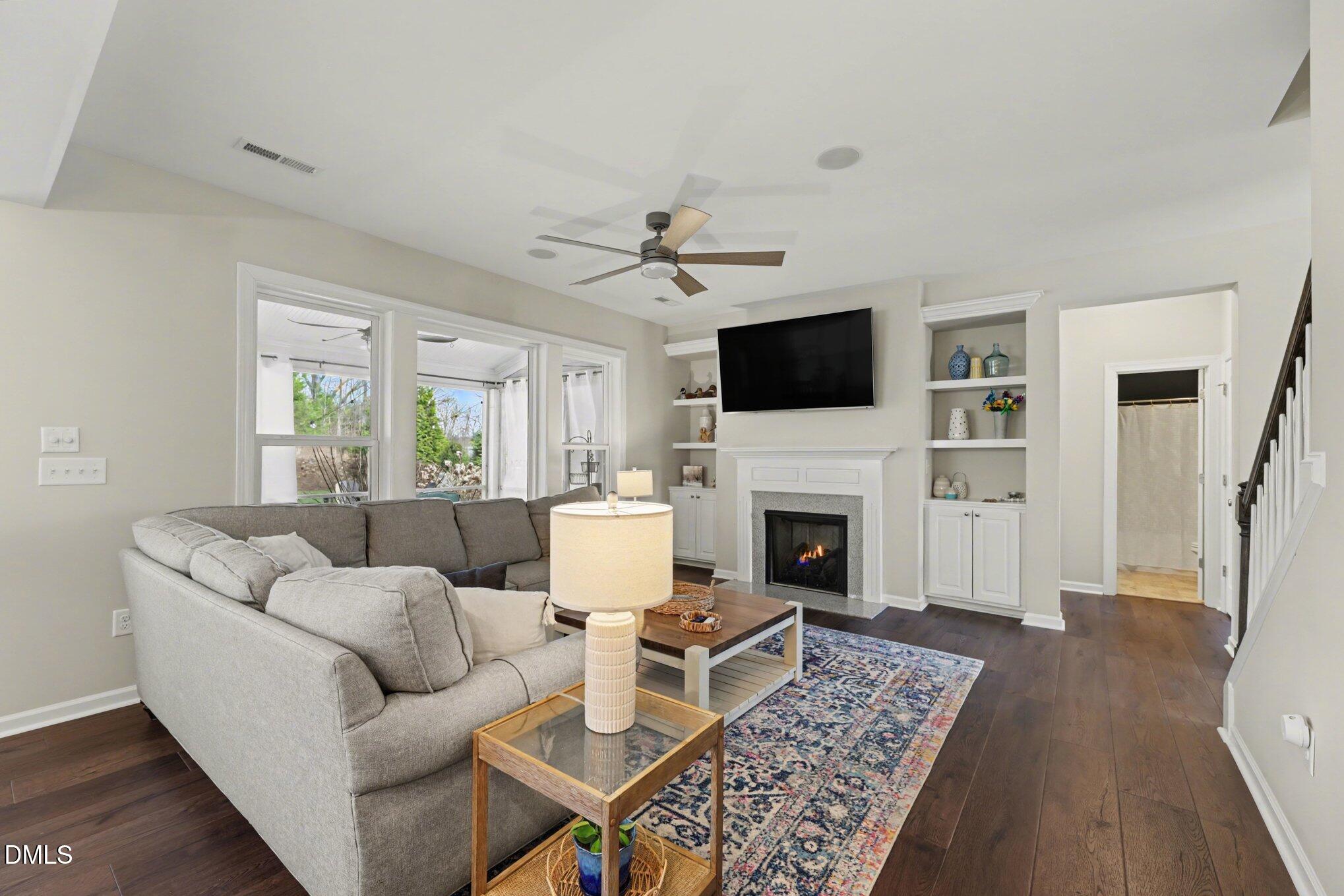 6002 Stone Valley Way Property Photo 5