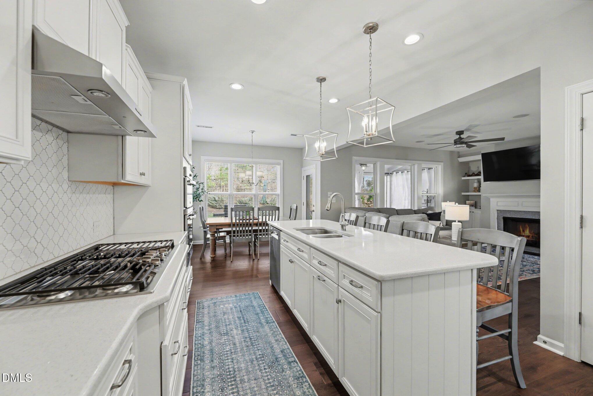 6002 Stone Valley Way Property Photo 8