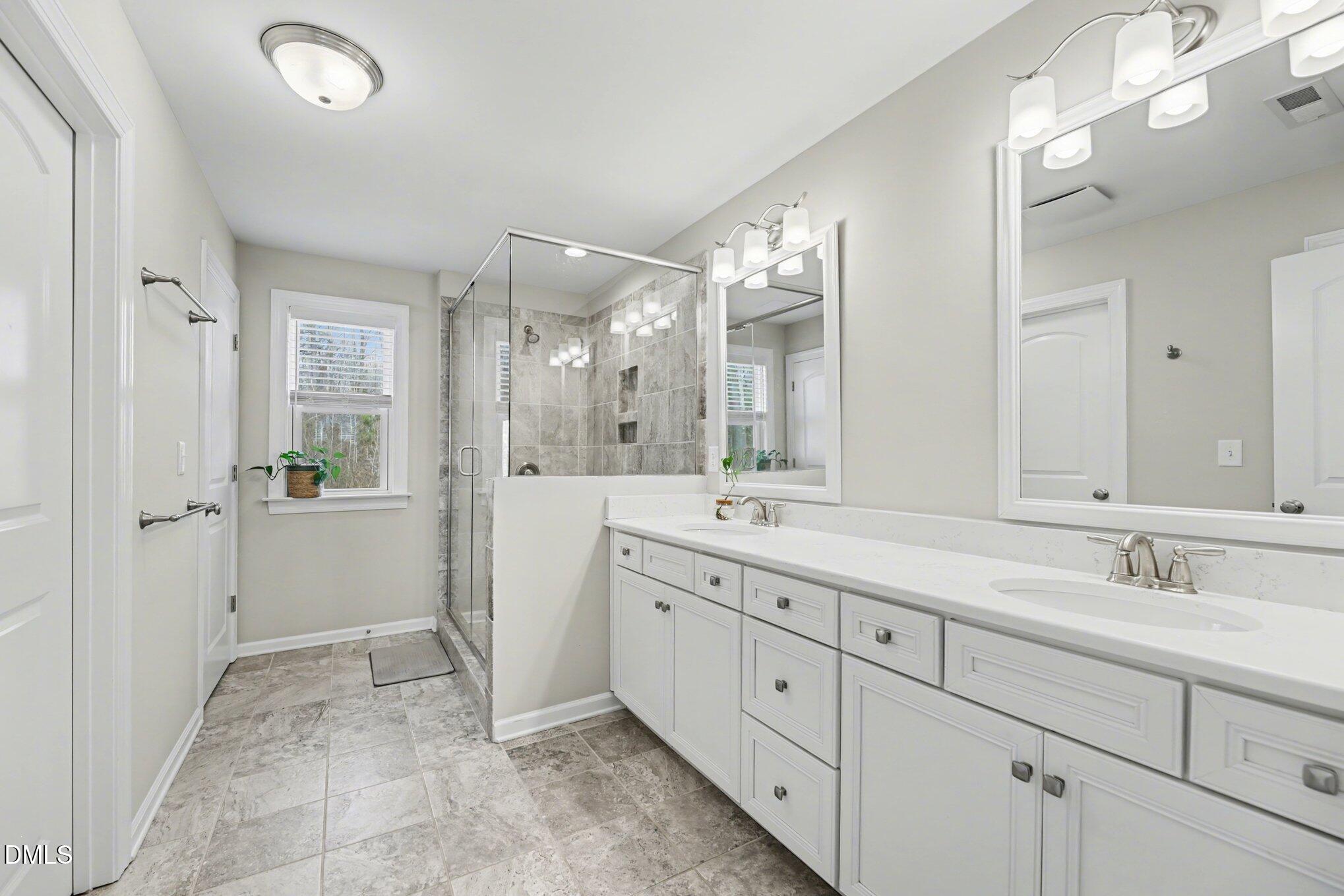 6002 Stone Valley Way Property Photo 17