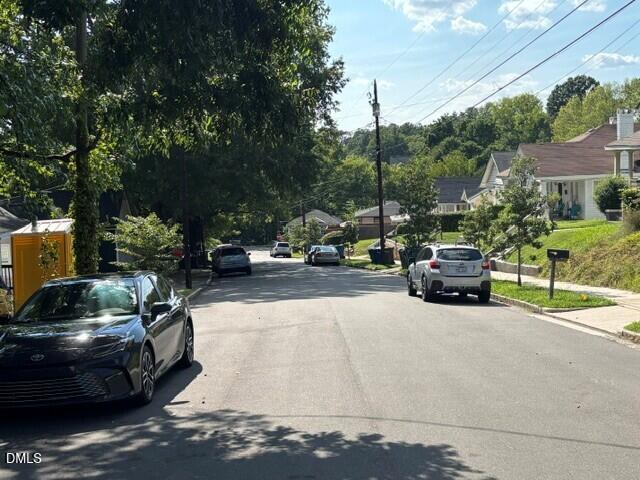 115 E Umstead Street E Property Photo 5
