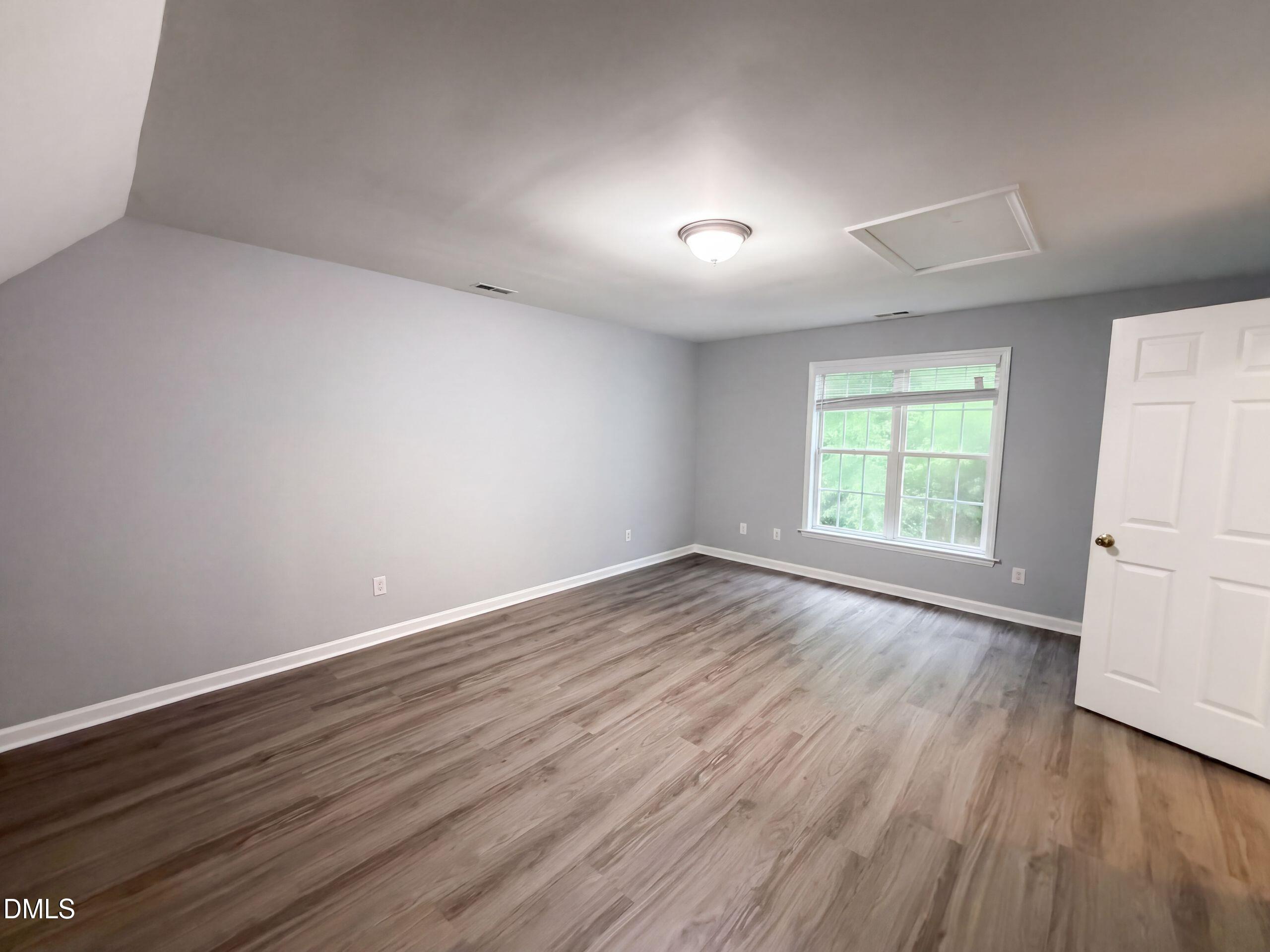 5400 Tanglewood Pine Lane Property Photo 7