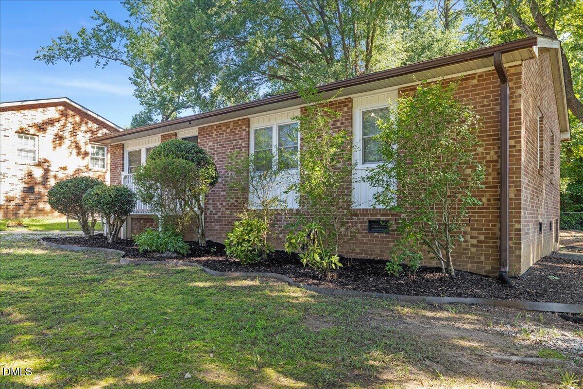 817 Waring Street Property Photo 6