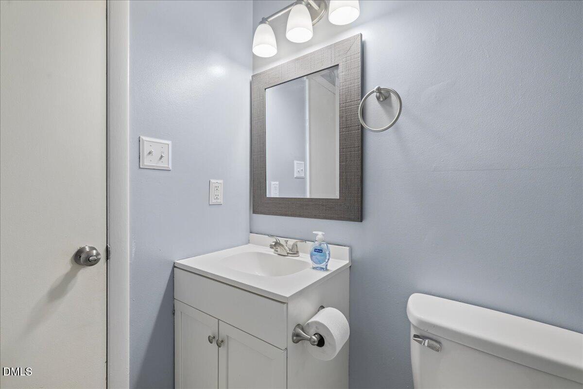 817 Waring Street Property Photo 27
