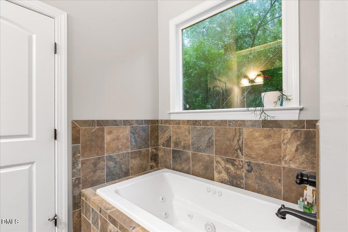 4002 Stoneway Court Property Photo 40