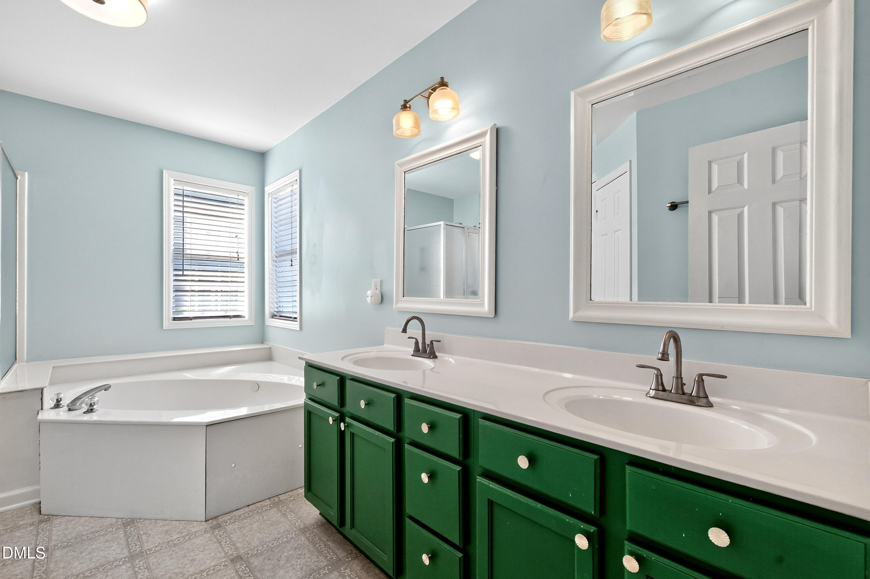 8245 Haines Creek Lane Property Photo 31
