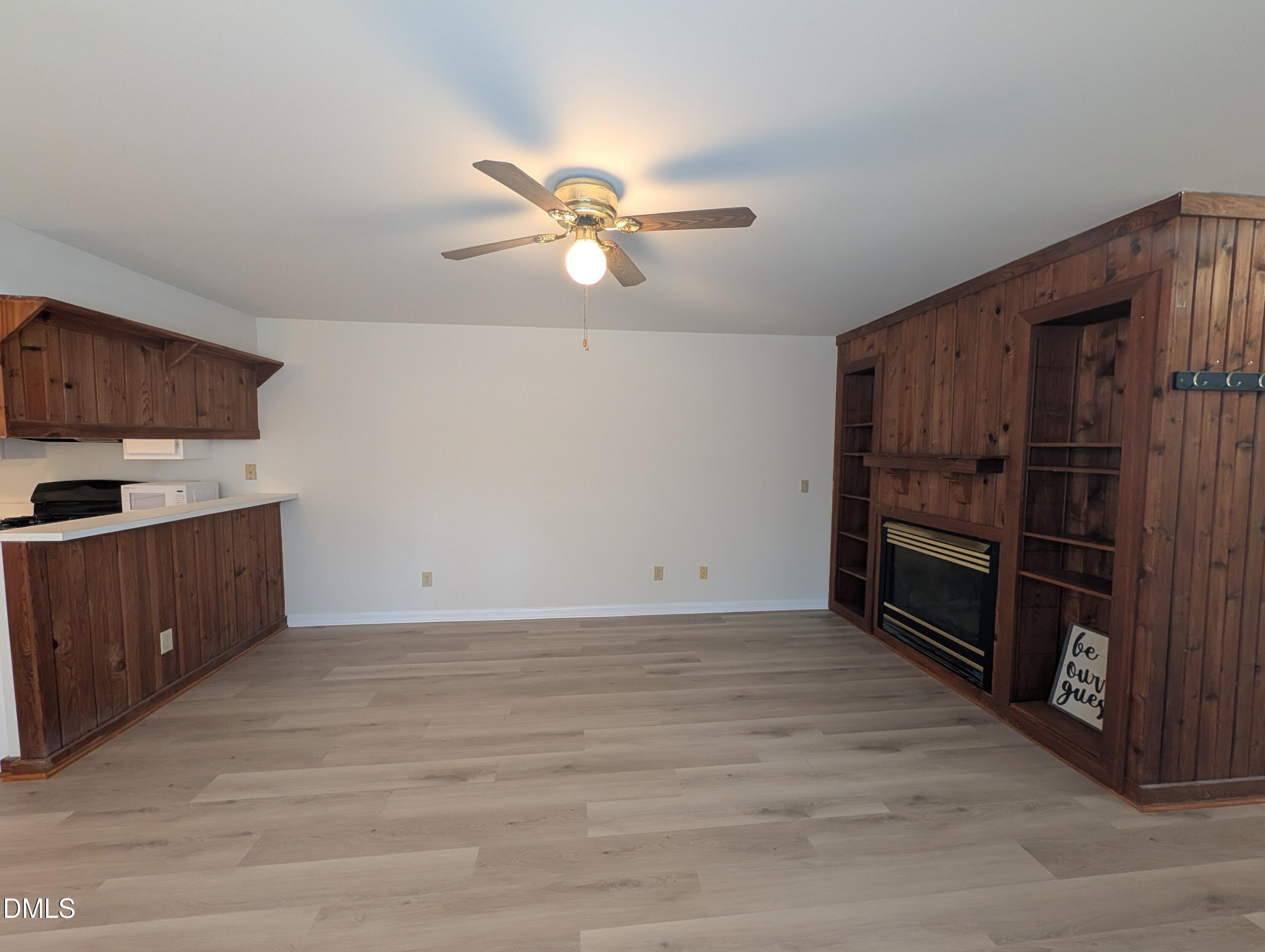 386 Summerwalk Circle Property Photo 3