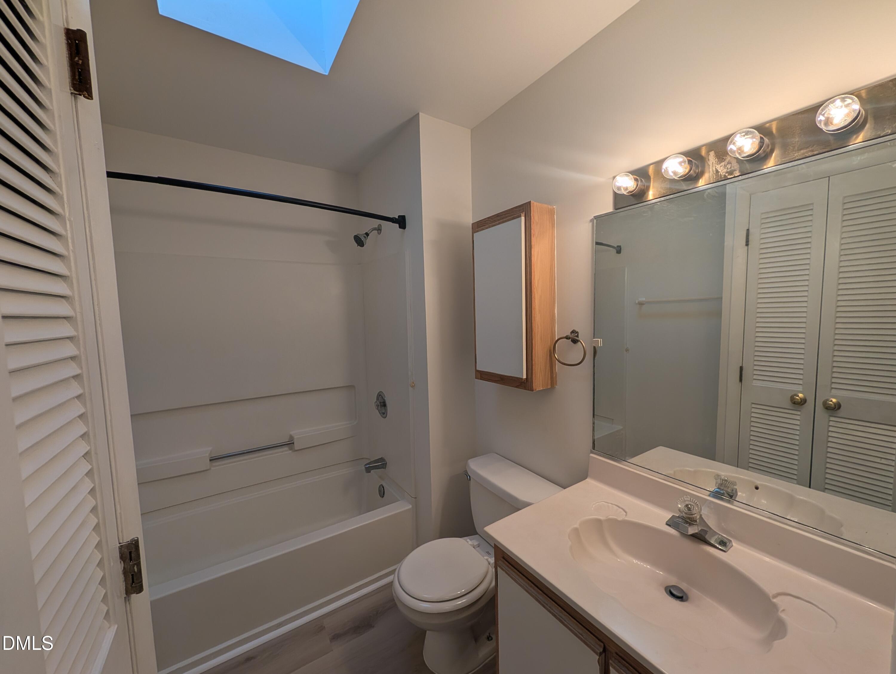 386 Summerwalk Circle Property Photo 8