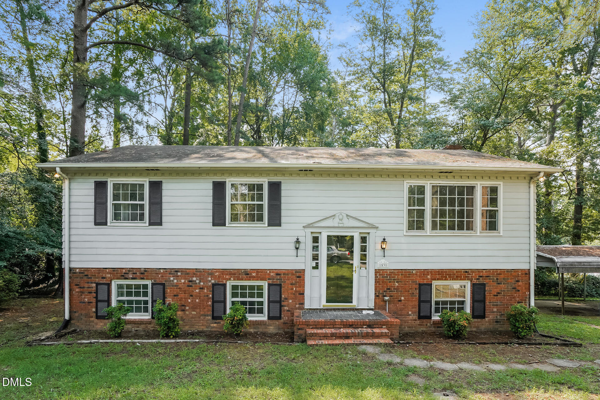 1531 Hamlett Drive Property Photo 1