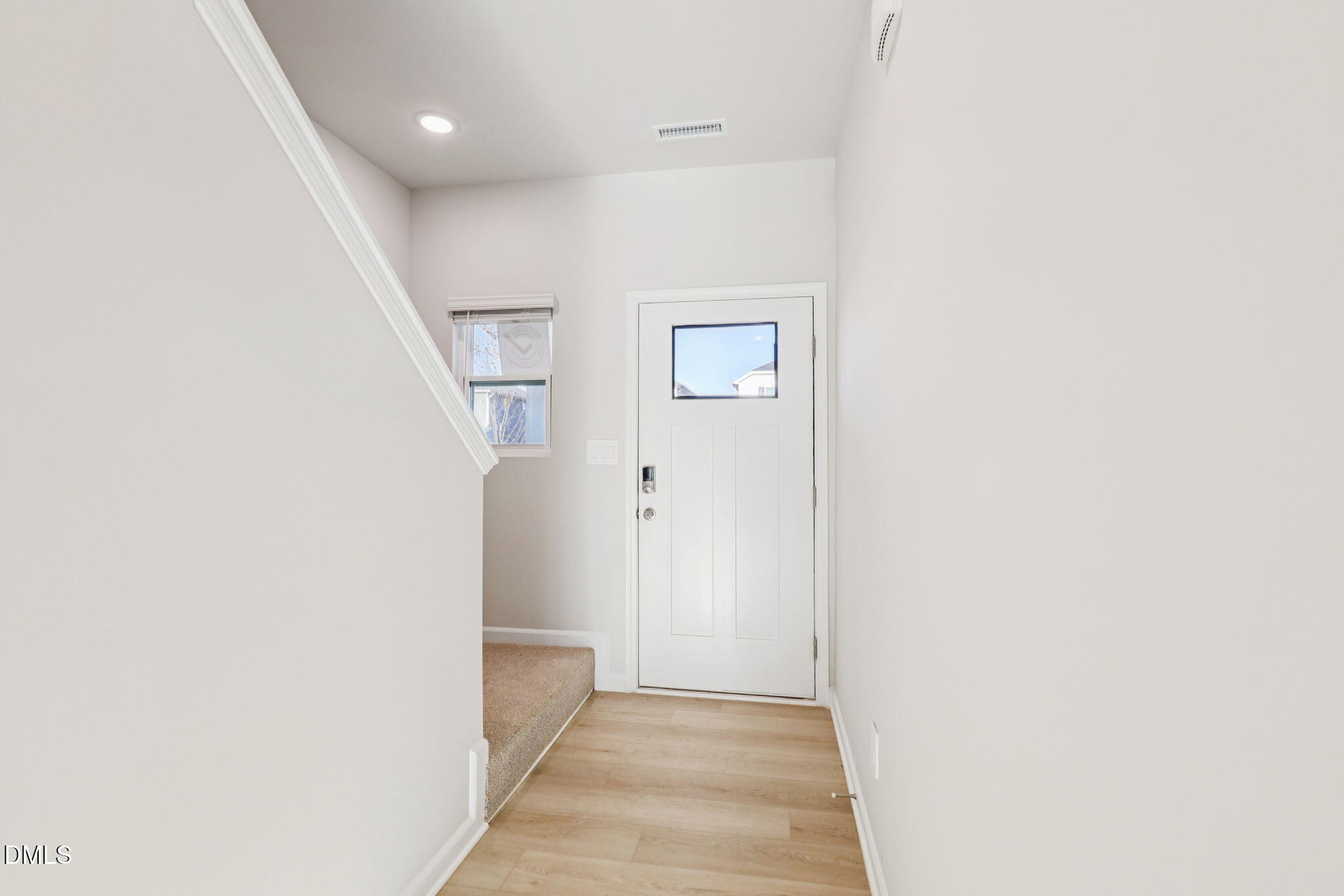 564 Marshrose Road Property Photo 2