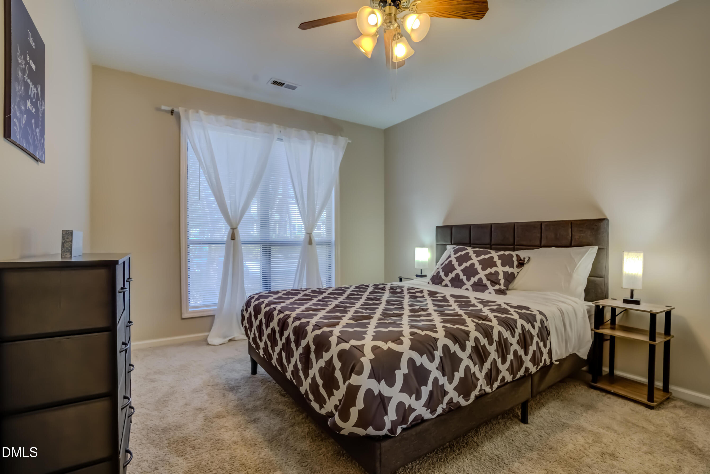 618 Applecross Drive Property Photo 8