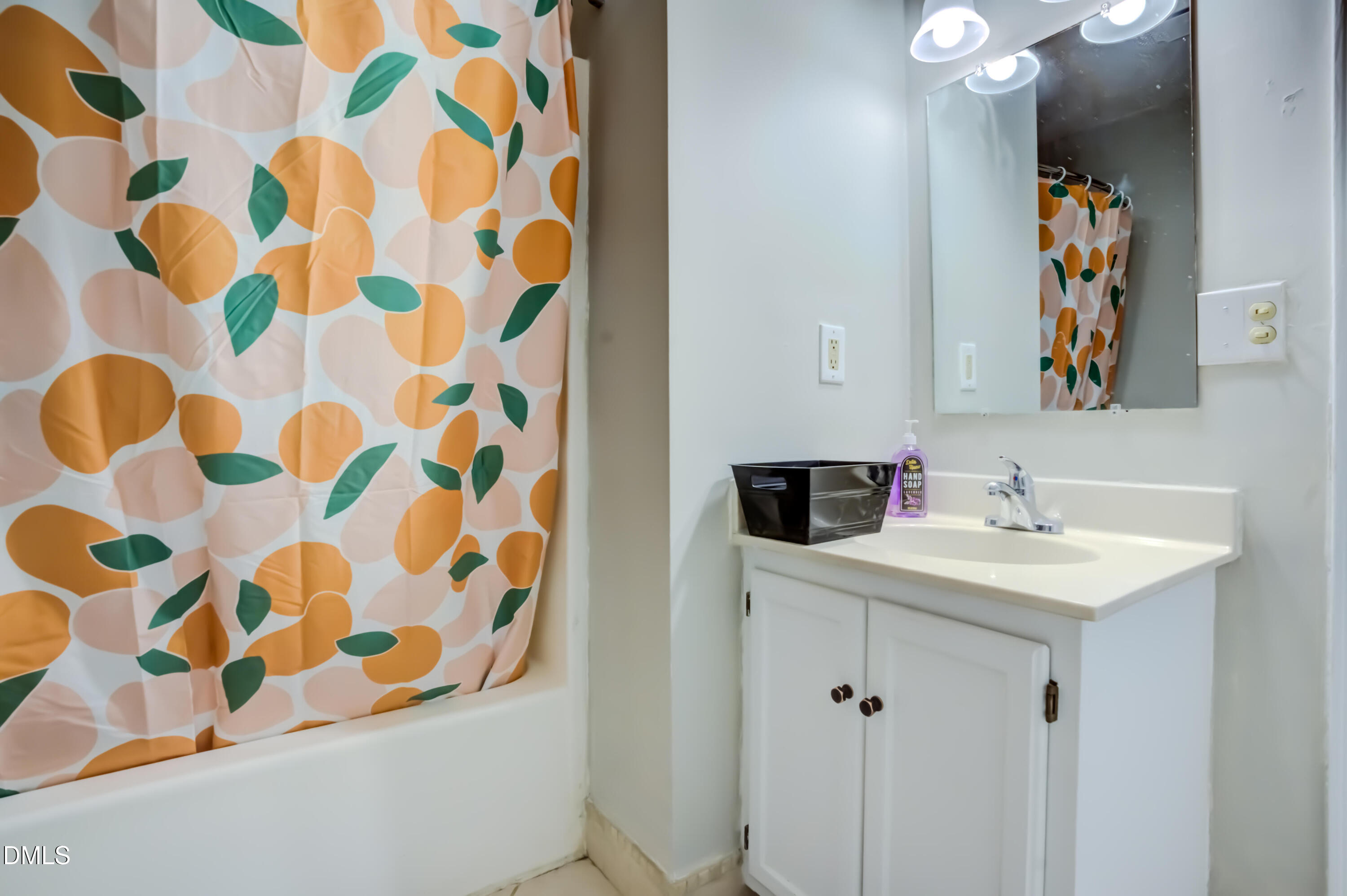618 Applecross Drive Property Photo 12