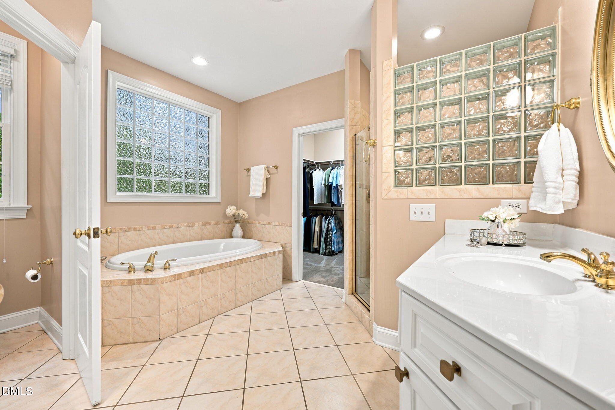 1212 Tacketts Pond Drive Property Photo 37