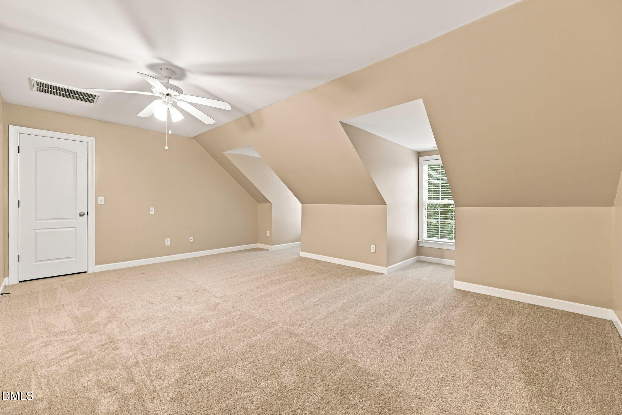 1212 Tacketts Pond Drive Property Photo 46