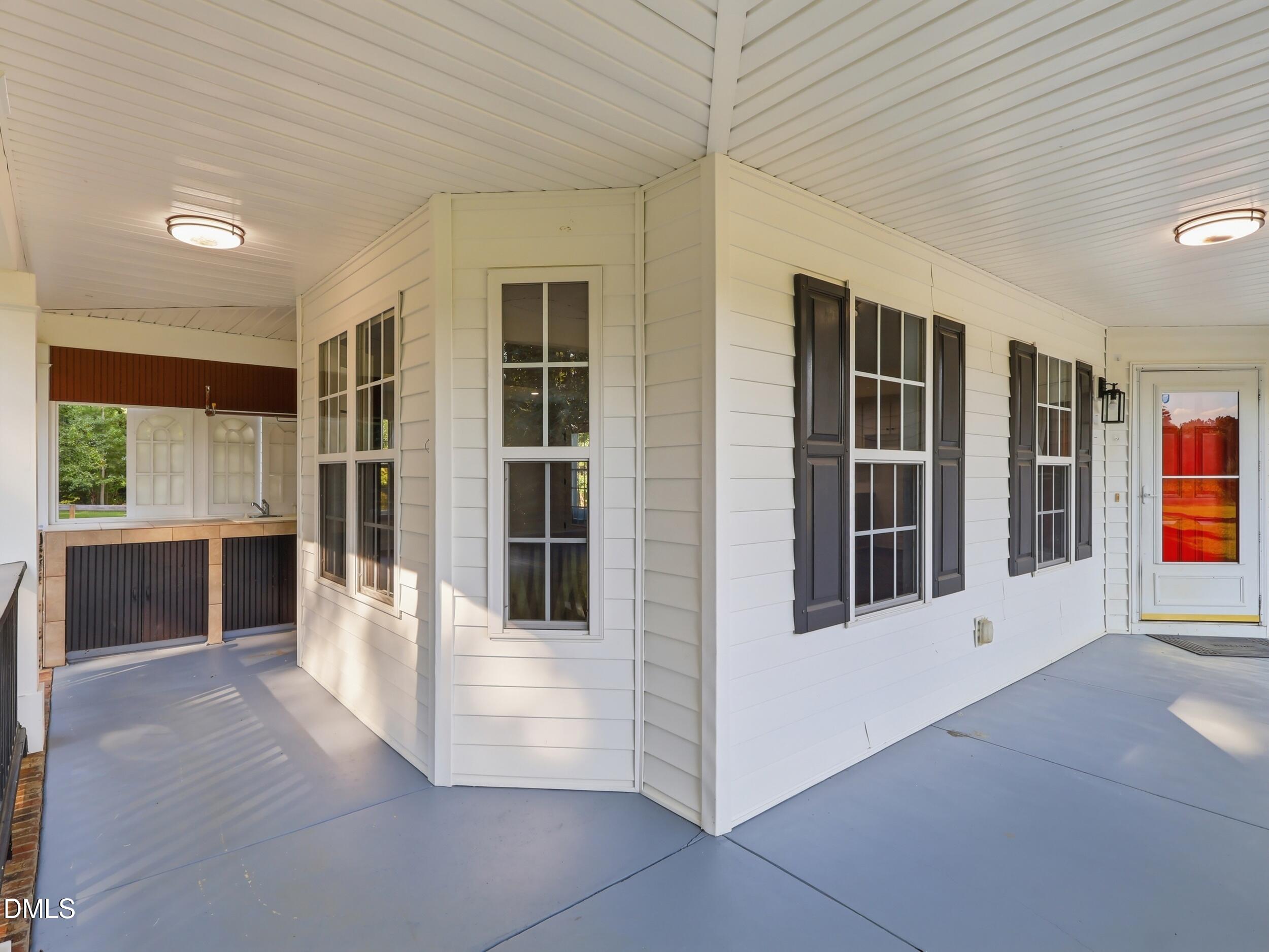 665 Lewis Road Property Photo 5