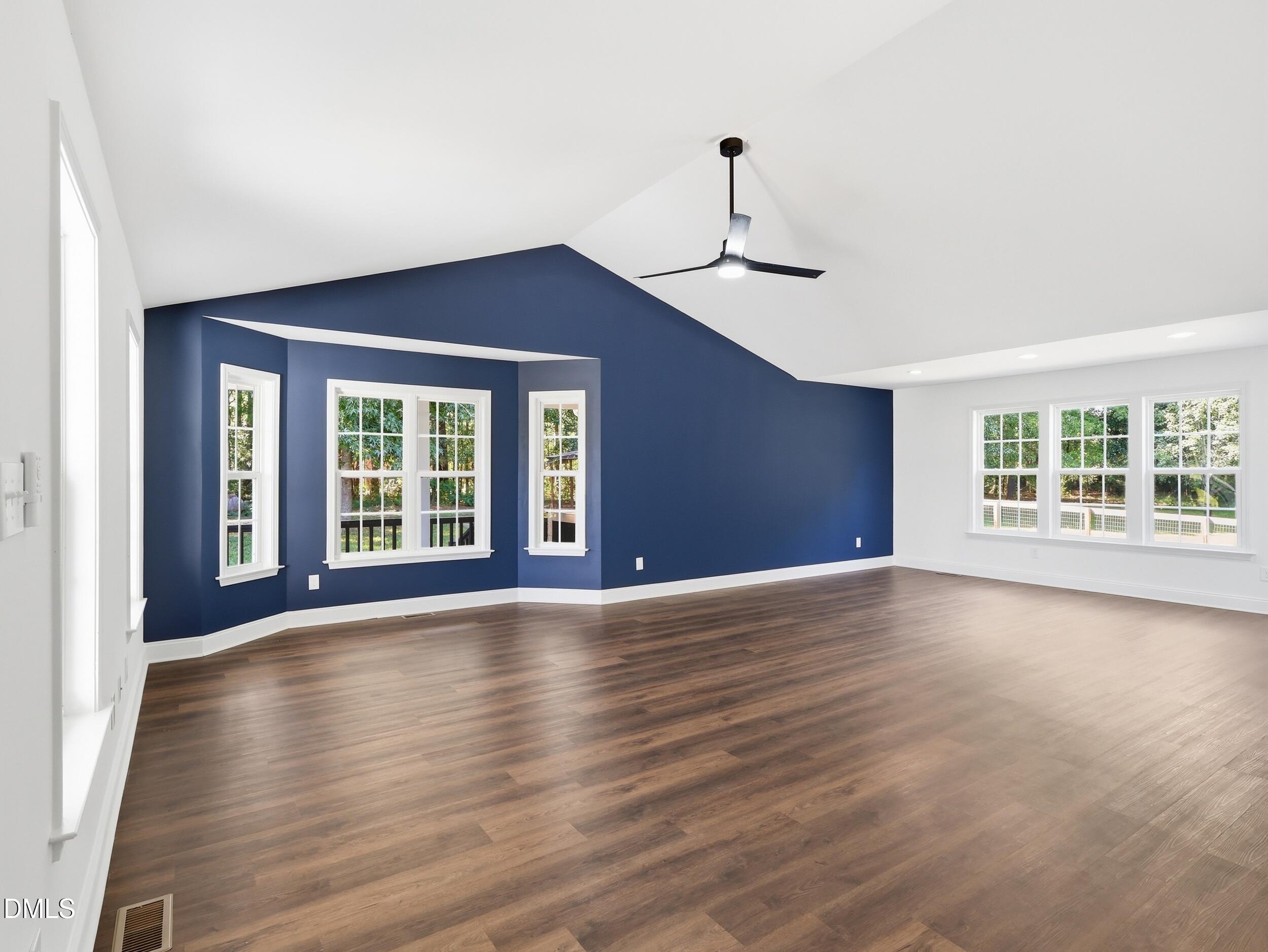 665 Lewis Road Property Photo 8