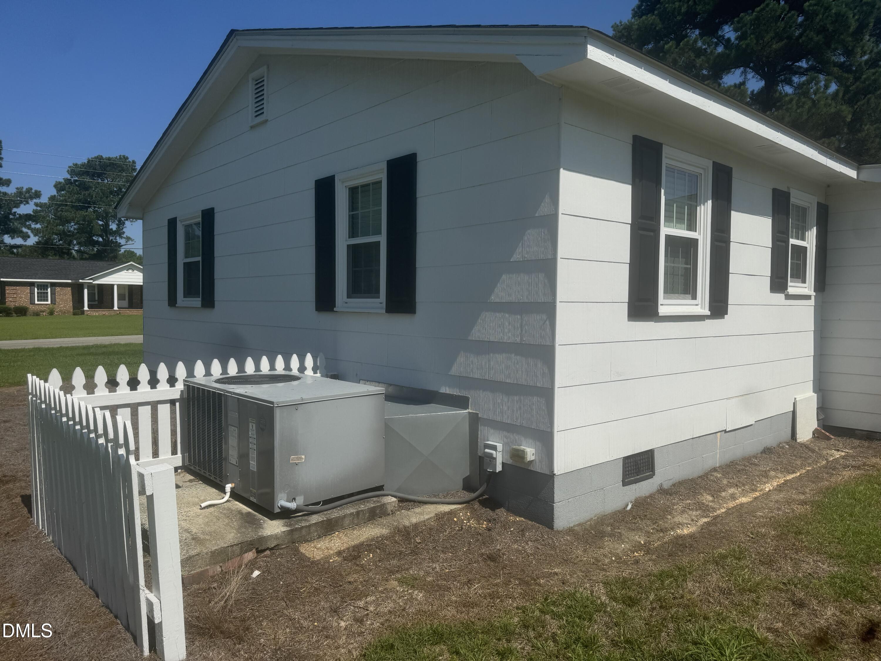 1410 Jonesboro Road Property Photo 2