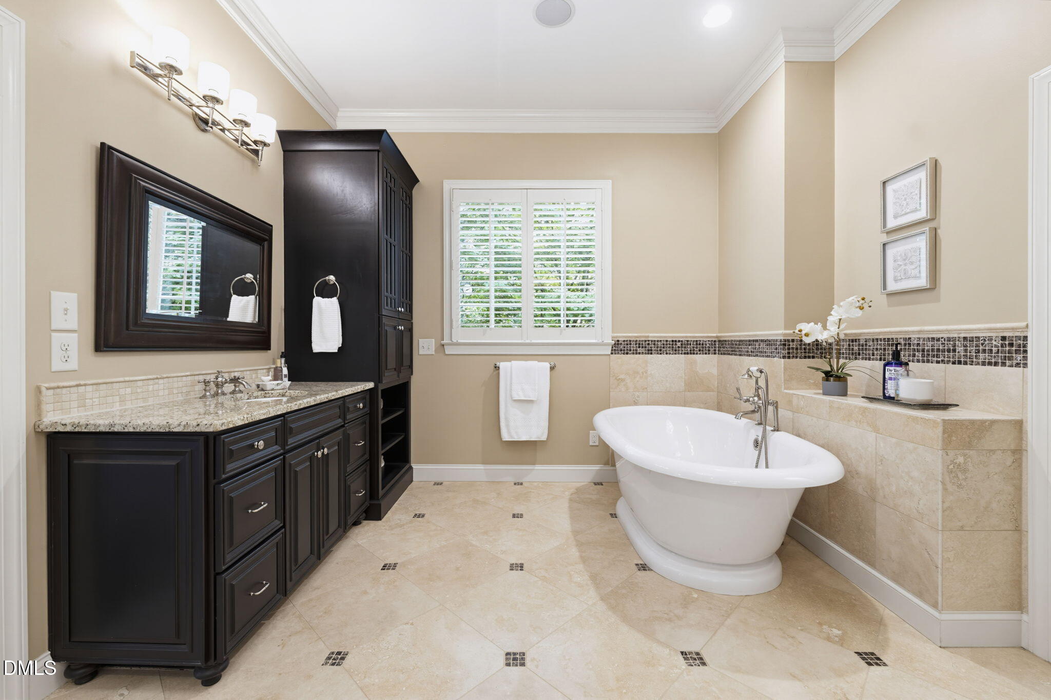 67 Costa Court Property Photo 36