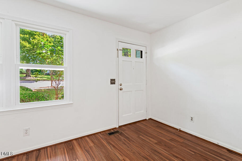 7713 Longstreet Drive Property Photo 6
