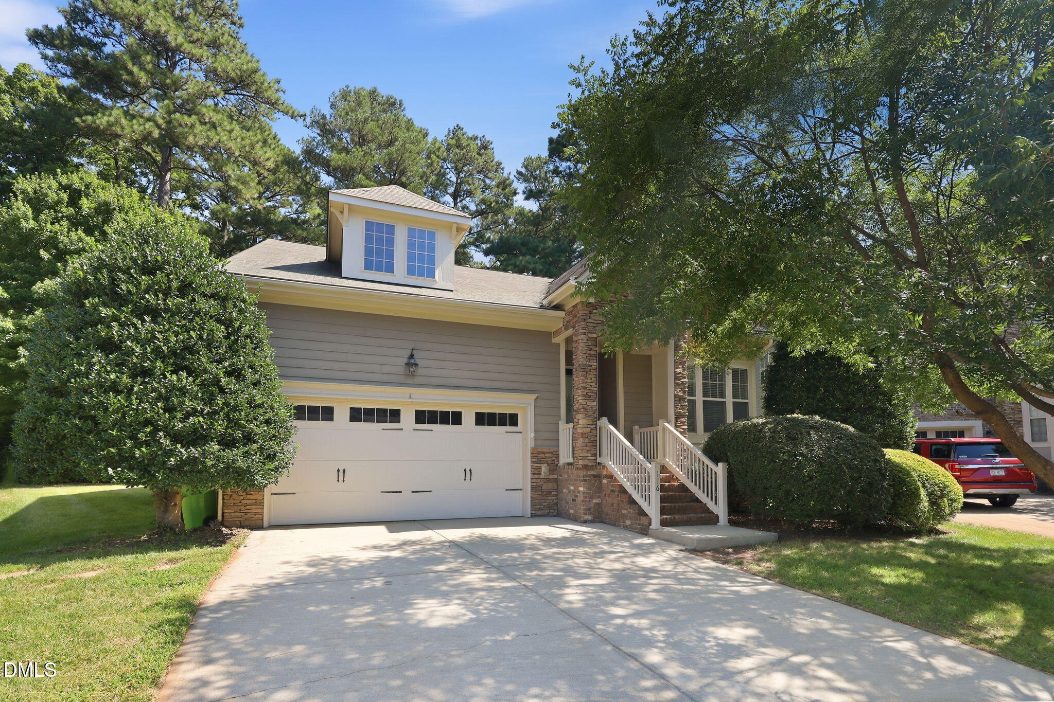 186 Briarfield Drive Property Photo 4